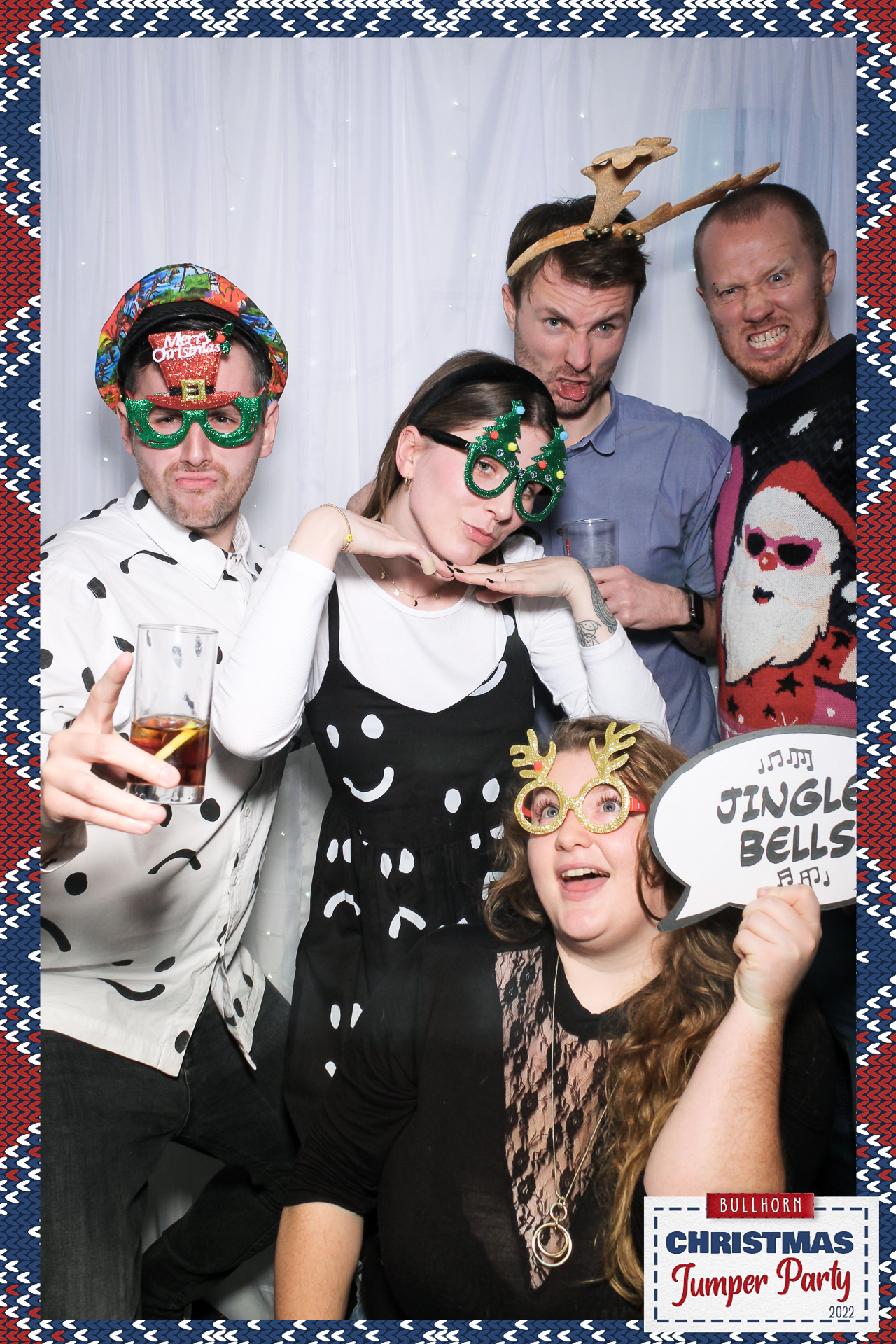 Bullhorn Xmas Party - Selfie Mirror | View more photos from the event at gallery.freshbooths.com/u/FreshBooths/Bullhorn-Xmas-Party-Selfie-Mirror