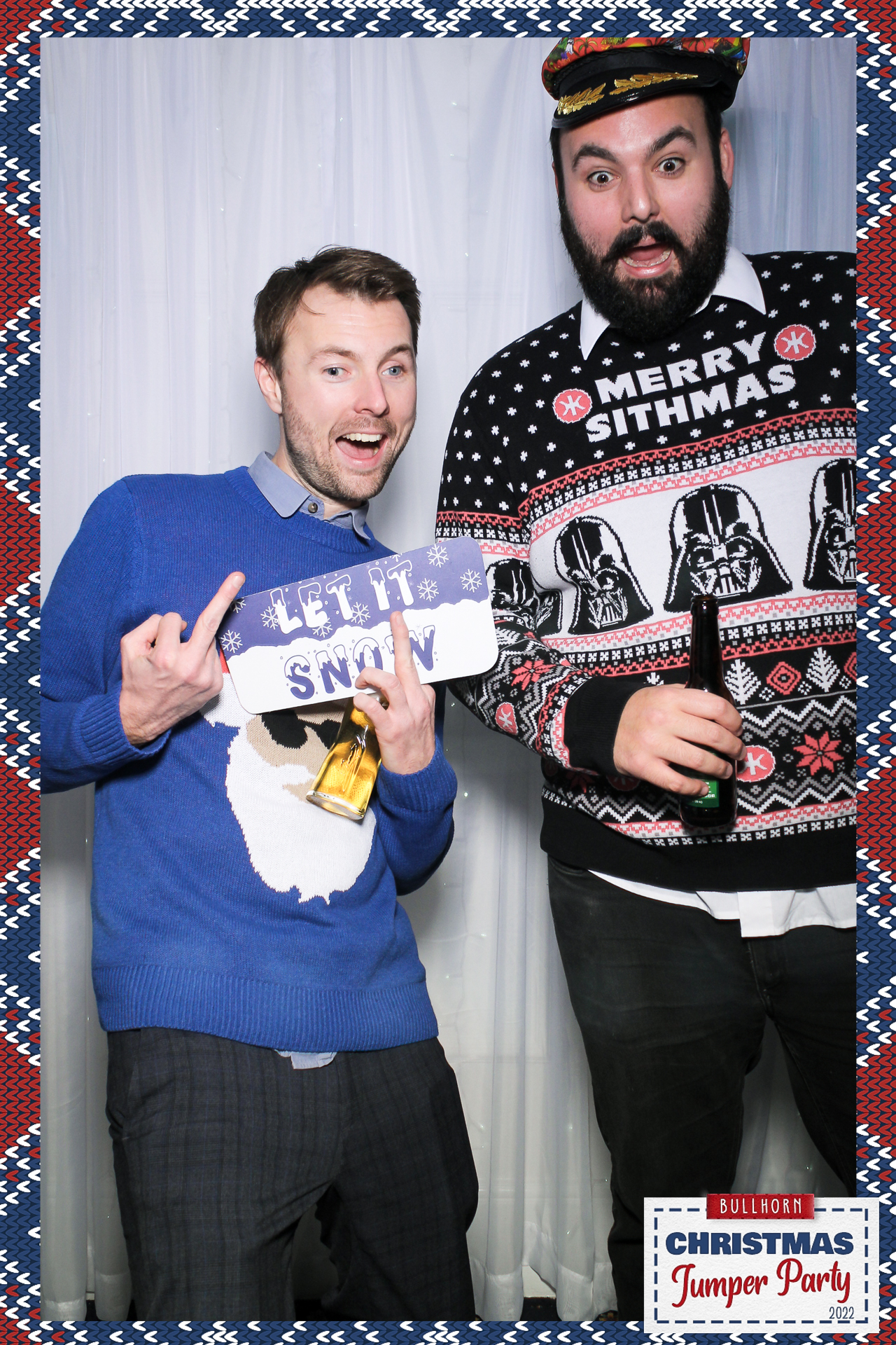 Bullhorn Xmas Party - Selfie Mirror | View more photos from the event at gallery.freshbooths.com/u/FreshBooths/Bullhorn-Xmas-Party-Selfie-Mirror