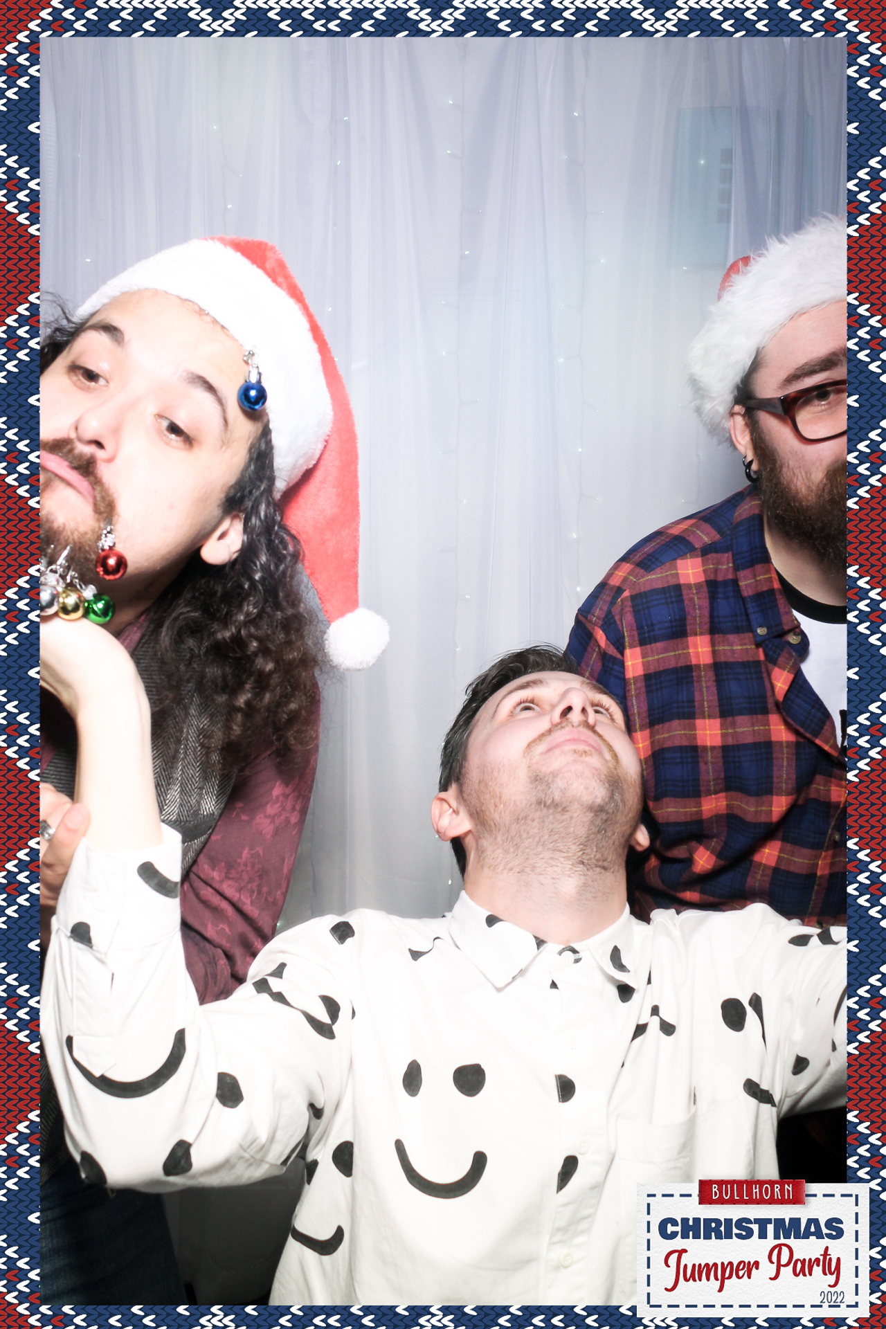 Bullhorn Xmas Party - Selfie Mirror | View more photos from the event at gallery.freshbooths.com/u/FreshBooths/Bullhorn-Xmas-Party-Selfie-Mirror