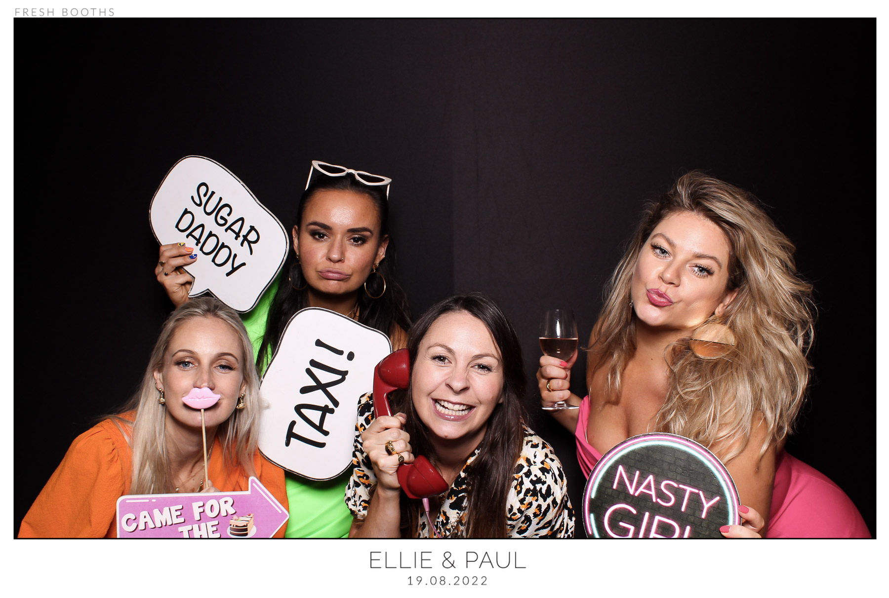Ellie & Paul - classic Open Booth | View more photos from the event at gallery.freshbooths.com/u/FreshBooths/Ellie-Paul-classic-Open-Booth