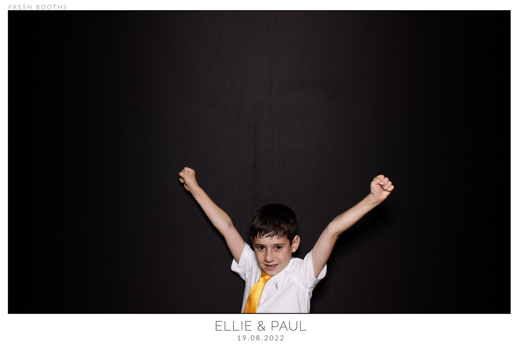 Ellie & Paul - classic Open Booth | View more photos from the event at gallery.freshbooths.com/u/FreshBooths/Ellie-Paul-classic-Open-Booth