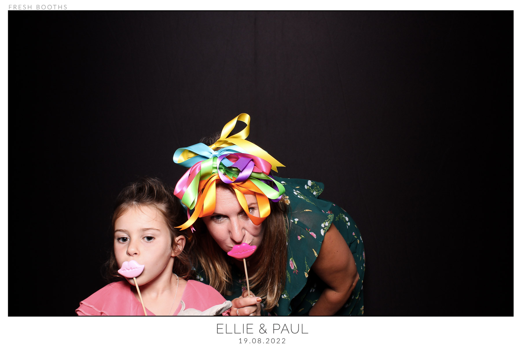 Ellie & Paul - classic Open Booth | View more photos from the event at gallery.freshbooths.com/u/FreshBooths/Ellie-Paul-classic-Open-Booth