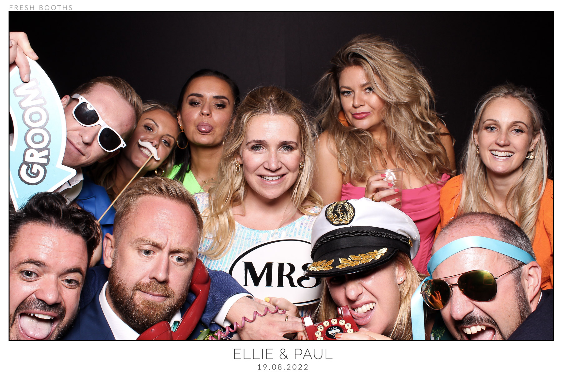 Ellie & Paul - classic Open Booth | View more photos from the event at gallery.freshbooths.com/u/FreshBooths/Ellie-Paul-classic-Open-Booth