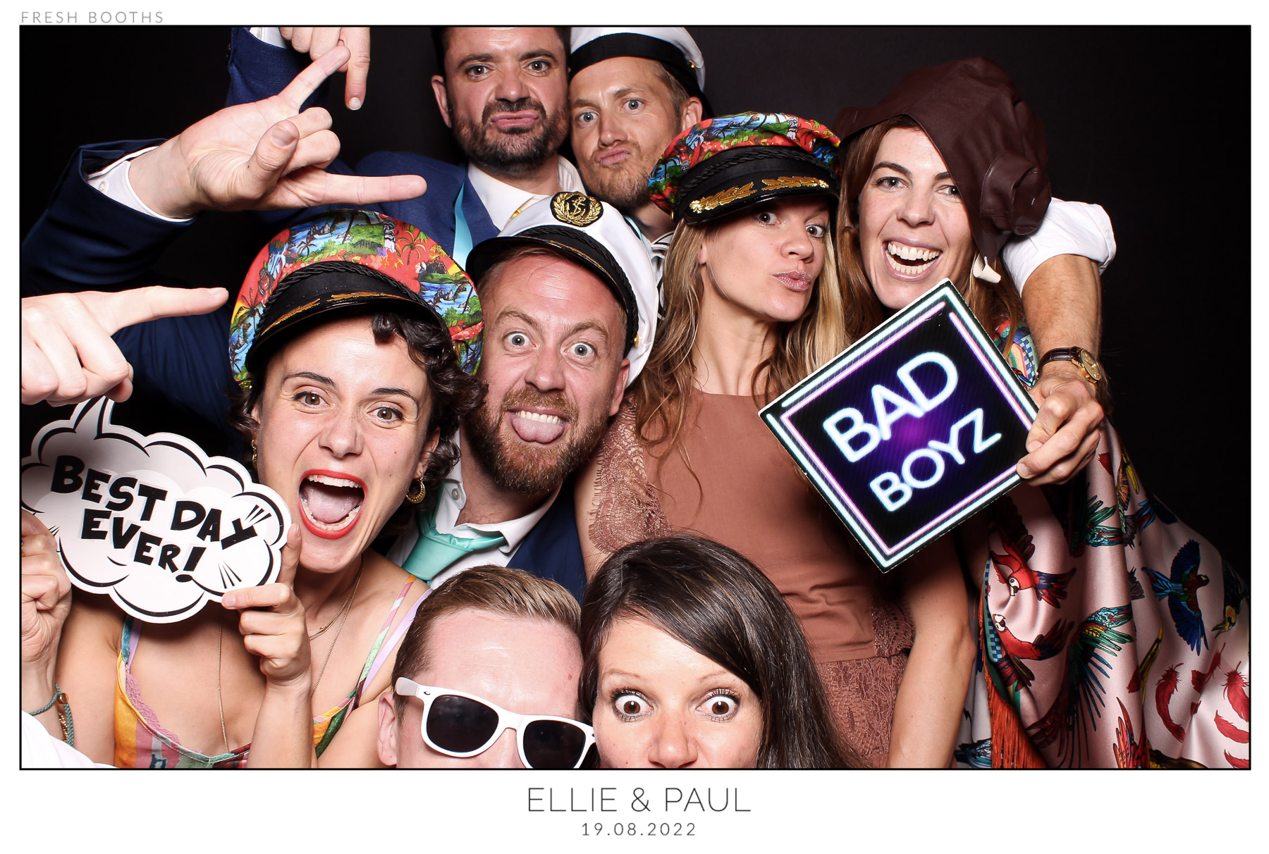 Ellie & Paul - classic Open Booth | View more photos from the event at gallery.freshbooths.com/u/FreshBooths/Ellie-Paul-classic-Open-Booth