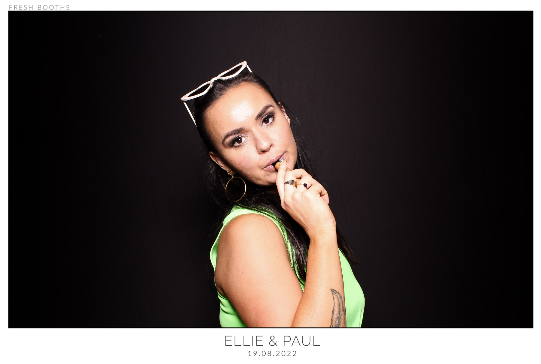 Ellie & Paul - classic Open Booth | View more photos from the event at gallery.freshbooths.com/u/FreshBooths/Ellie-Paul-classic-Open-Booth