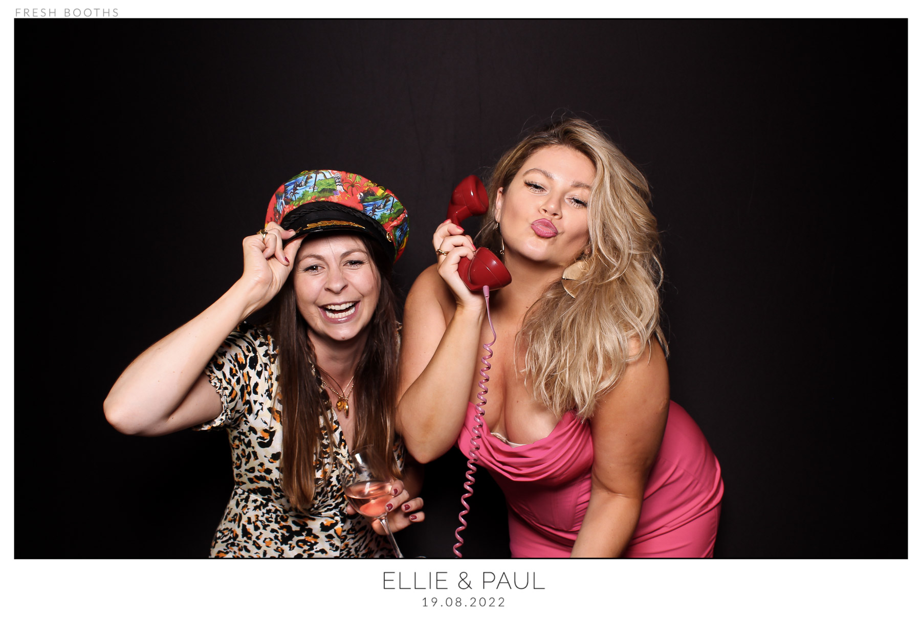 Ellie & Paul - classic Open Booth | View more photos from the event at gallery.freshbooths.com/u/FreshBooths/Ellie-Paul-classic-Open-Booth