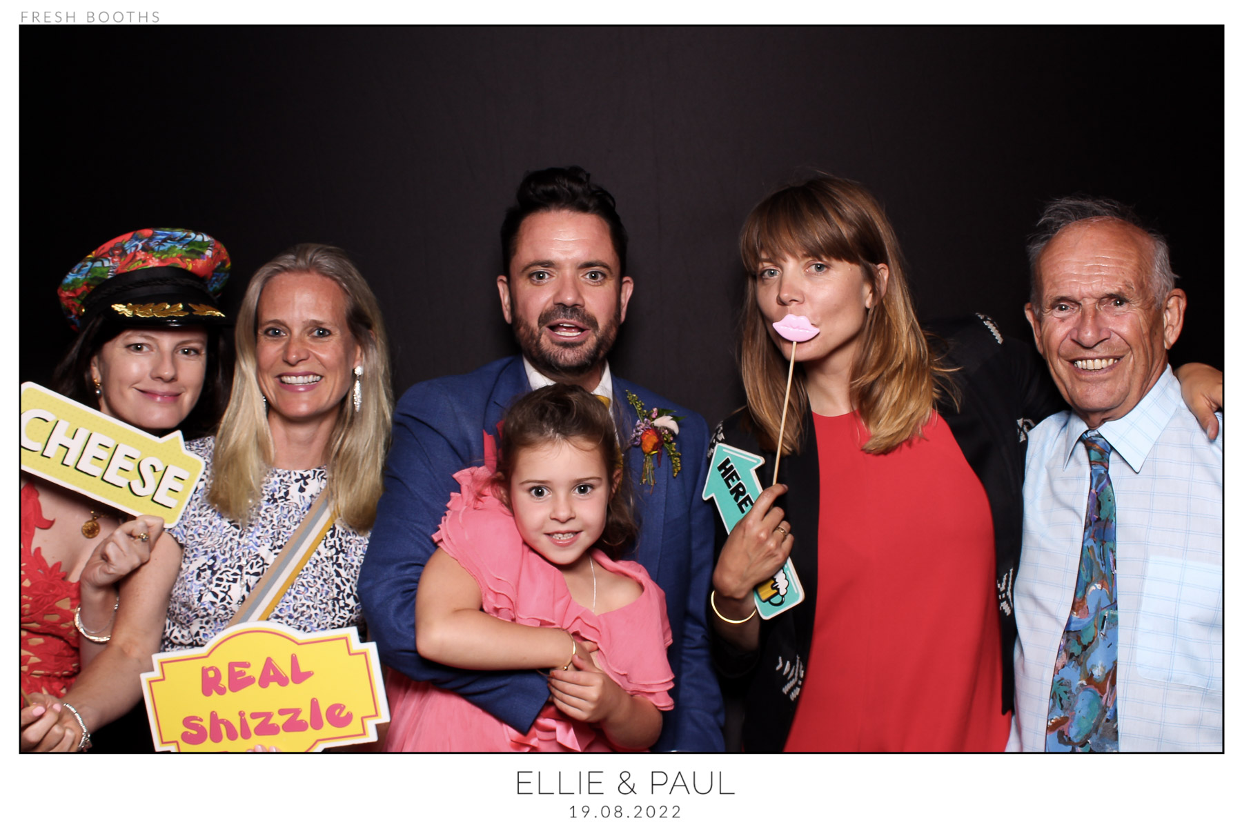 Ellie & Paul - classic Open Booth | View more photos from the event at gallery.freshbooths.com/u/FreshBooths/Ellie-Paul-classic-Open-Booth
