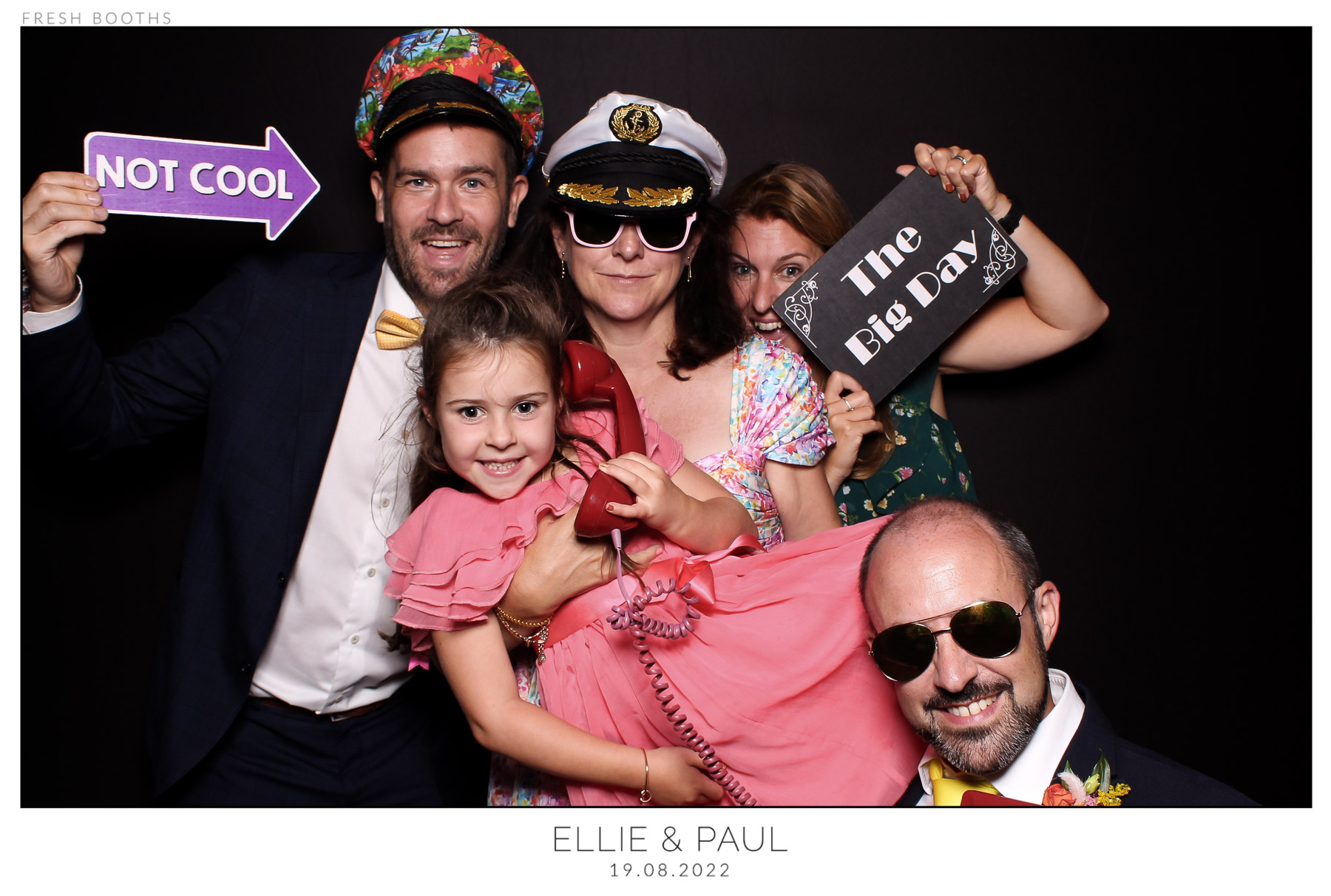 Ellie & Paul - classic Open Booth | View more photos from the event at gallery.freshbooths.com/u/FreshBooths/Ellie-Paul-classic-Open-Booth