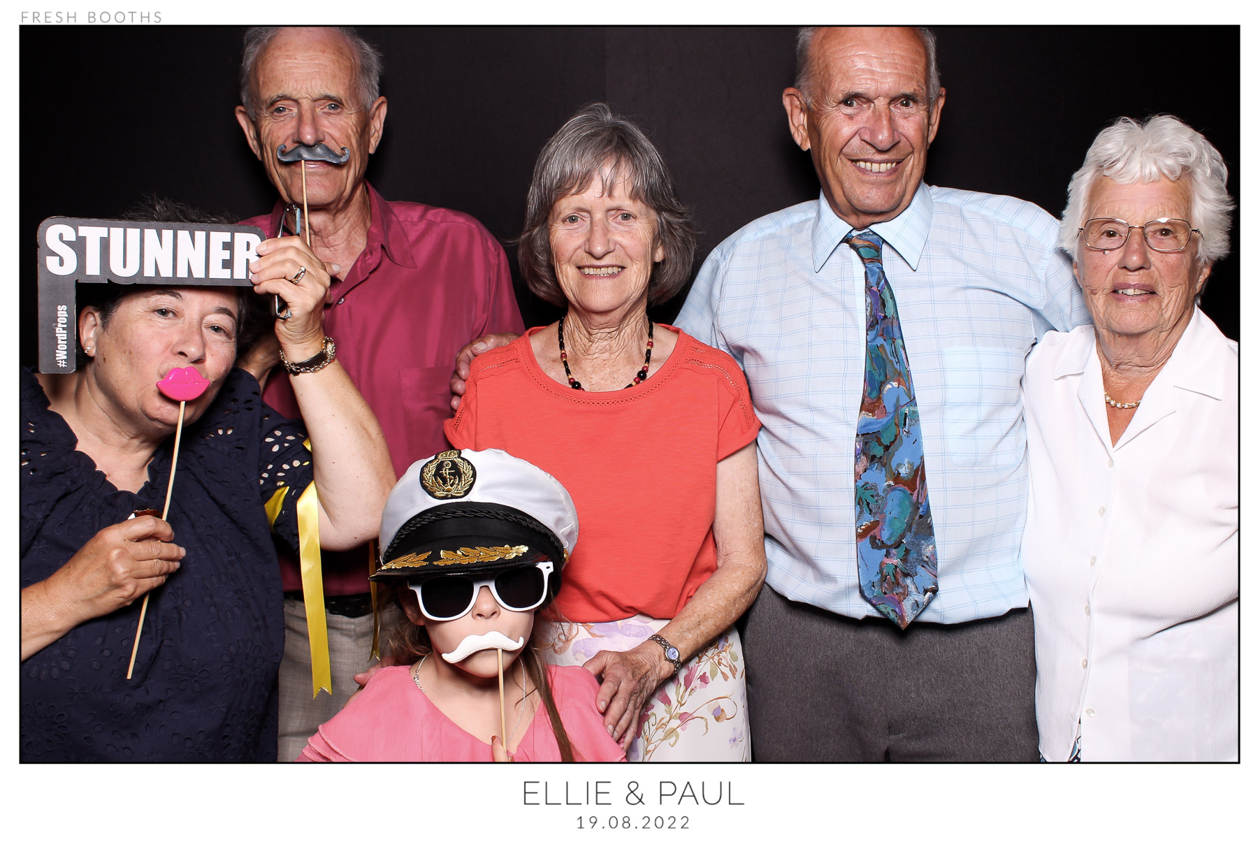 Ellie & Paul - classic Open Booth | View more photos from the event at gallery.freshbooths.com/u/FreshBooths/Ellie-Paul-classic-Open-Booth