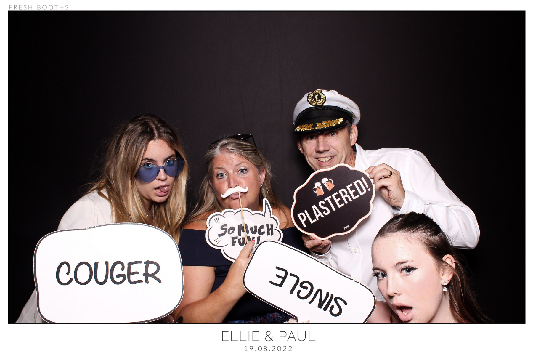 Ellie & Paul - classic Open Booth | View more photos from the event at gallery.freshbooths.com/u/FreshBooths/Ellie-Paul-classic-Open-Booth