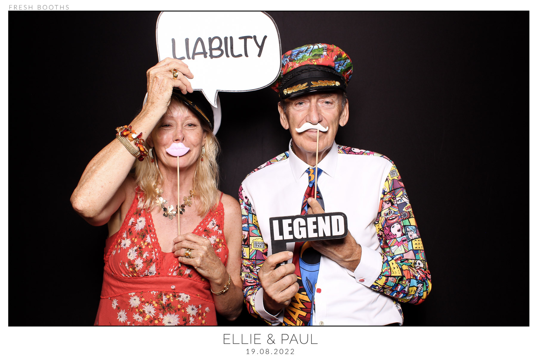 Ellie & Paul - classic Open Booth | View more photos from the event at gallery.freshbooths.com/u/FreshBooths/Ellie-Paul-classic-Open-Booth