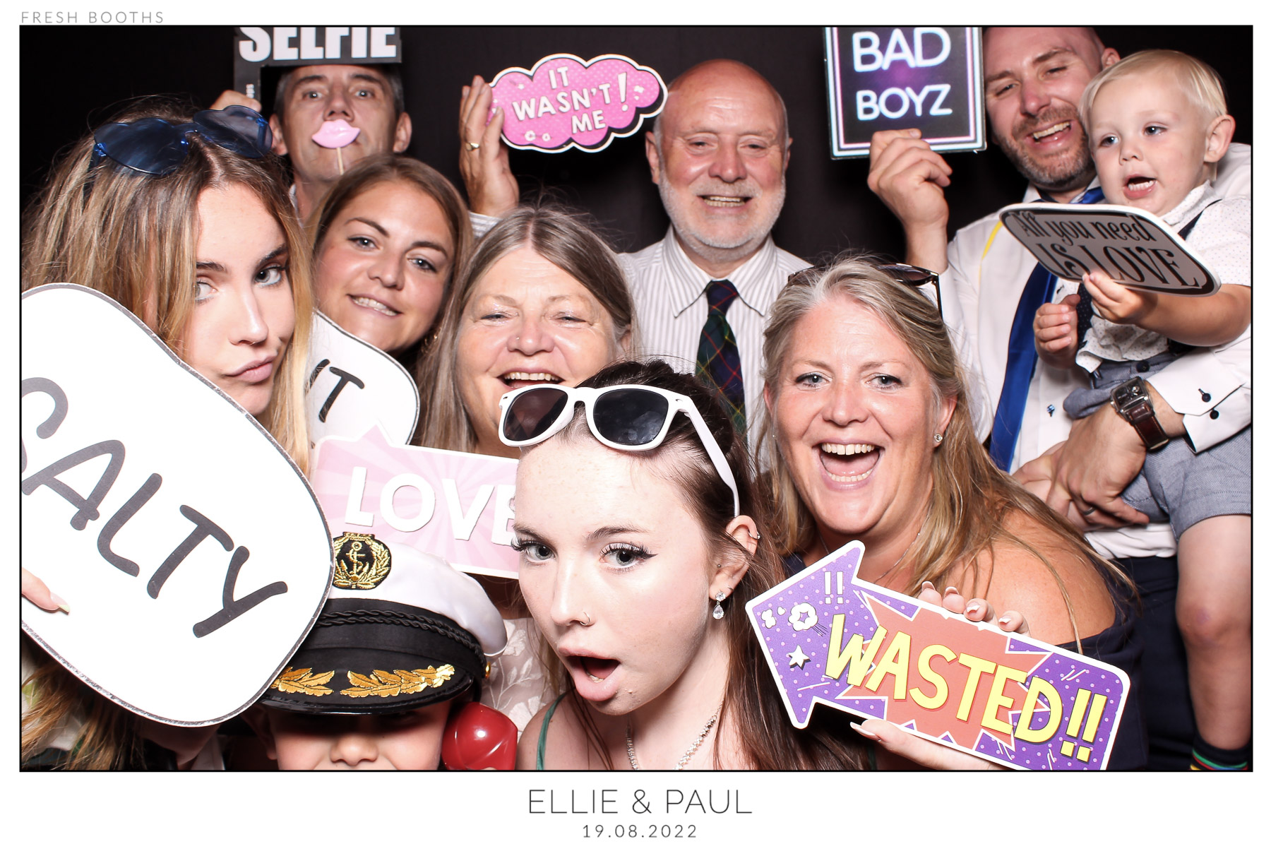 Ellie & Paul - classic Open Booth | View more photos from the event at gallery.freshbooths.com/u/FreshBooths/Ellie-Paul-classic-Open-Booth