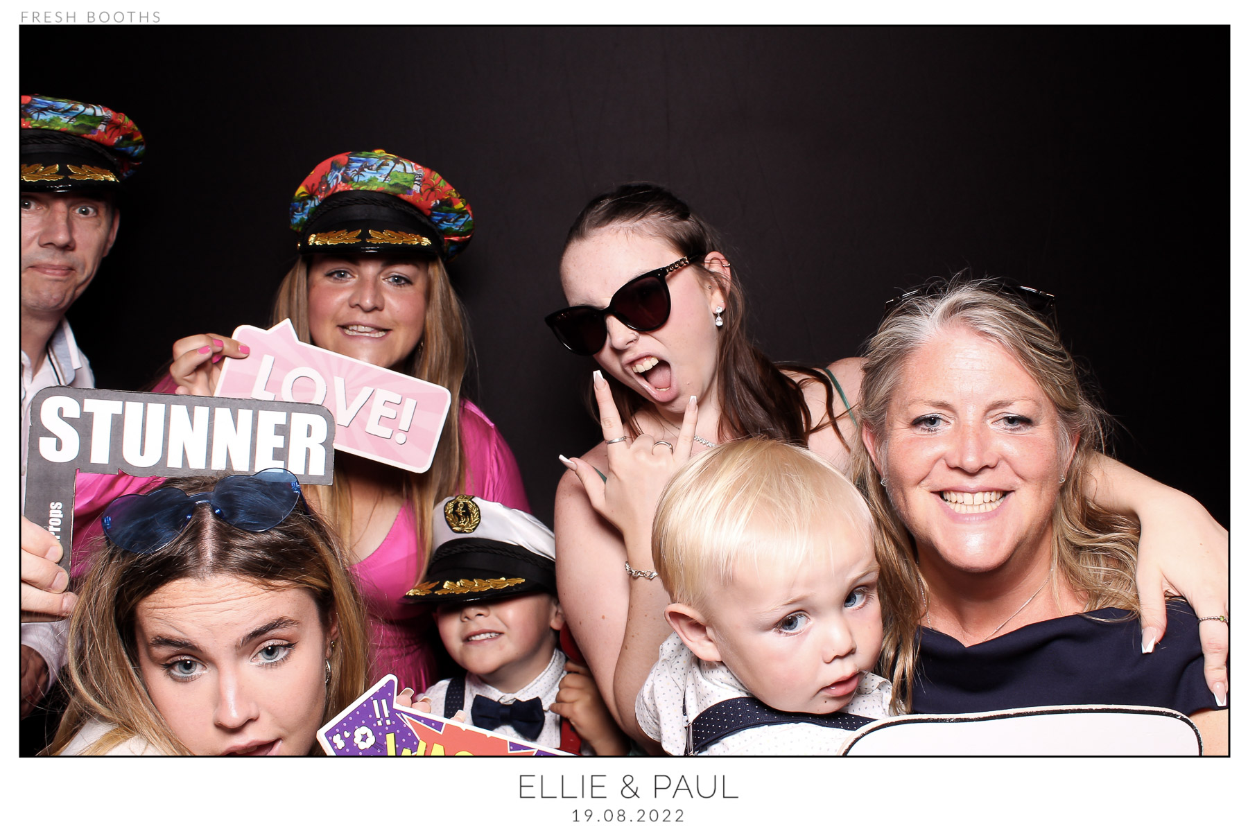 Ellie & Paul - classic Open Booth | View more photos from the event at gallery.freshbooths.com/u/FreshBooths/Ellie-Paul-classic-Open-Booth