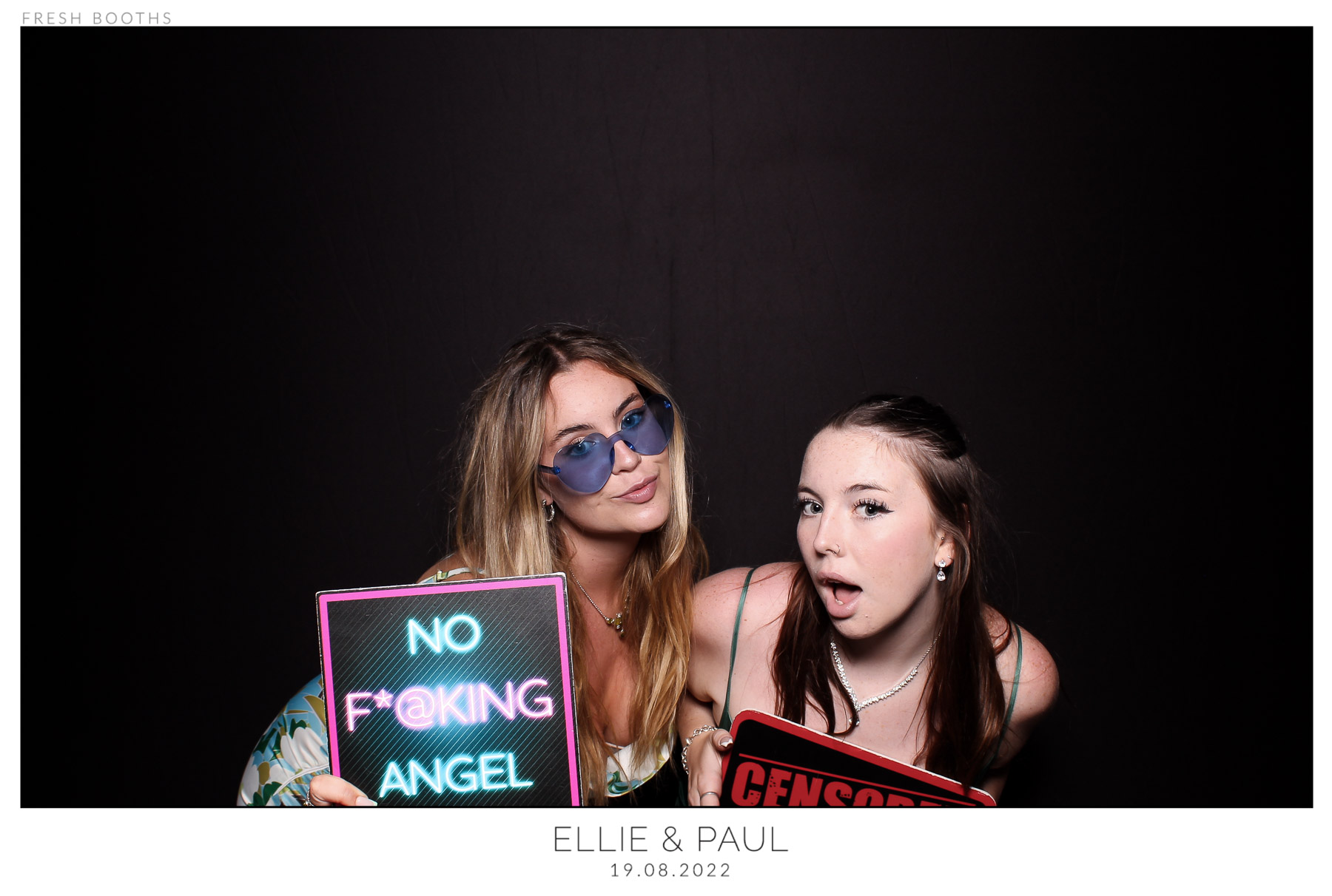 Ellie & Paul - classic Open Booth | View more photos from the event at gallery.freshbooths.com/u/FreshBooths/Ellie-Paul-classic-Open-Booth