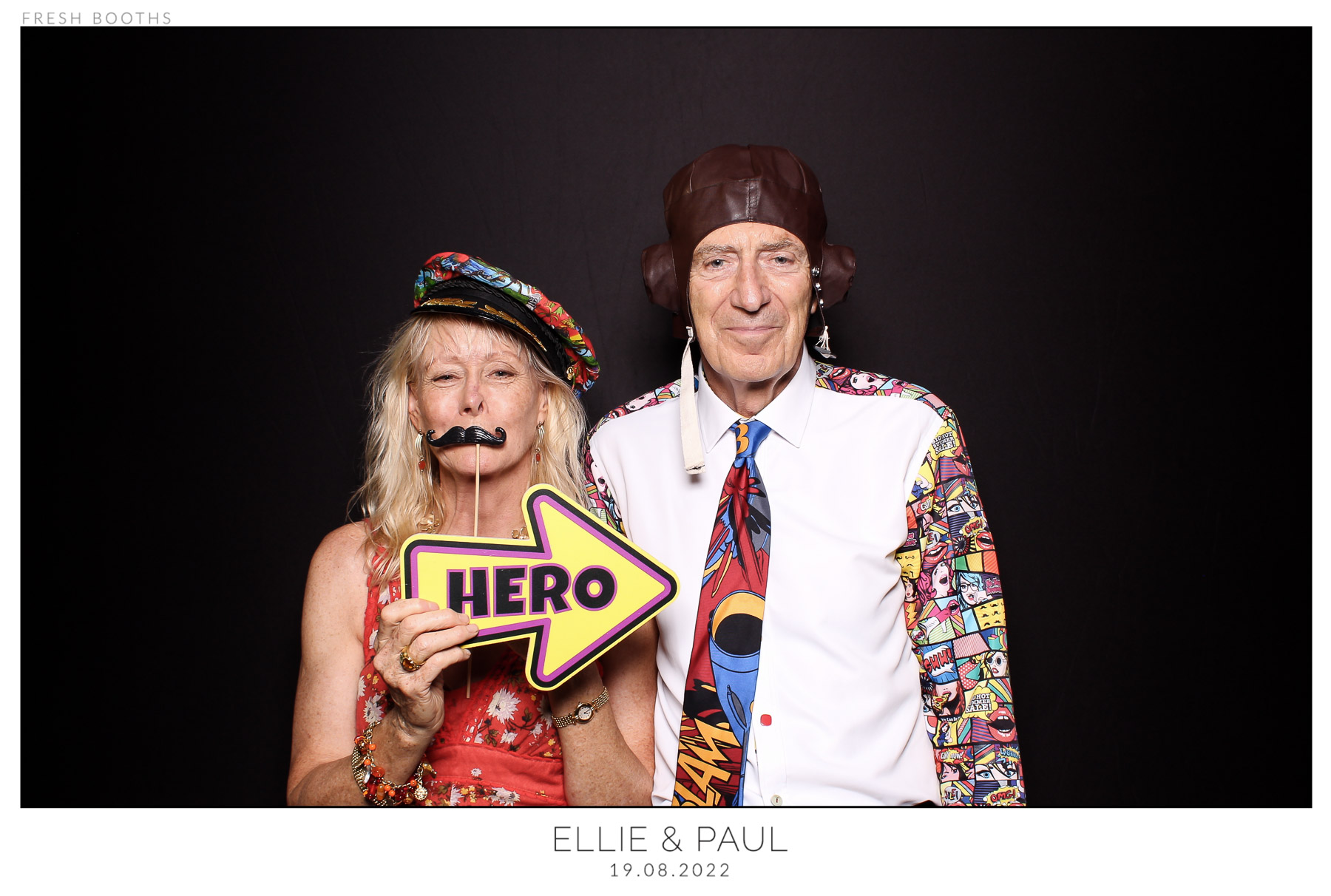 Ellie & Paul - classic Open Booth | View more photos from the event at gallery.freshbooths.com/u/FreshBooths/Ellie-Paul-classic-Open-Booth