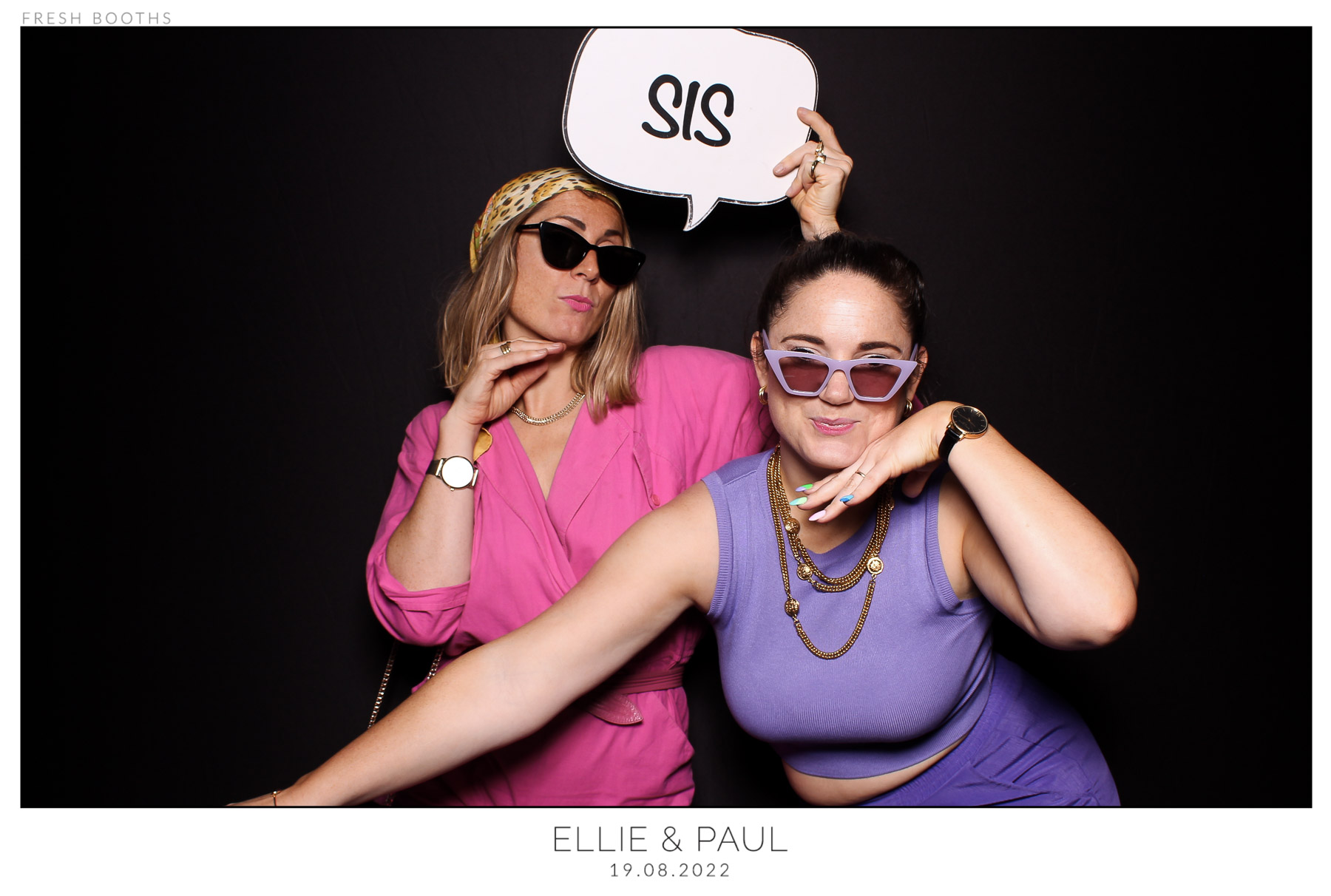 Ellie & Paul - classic Open Booth | View more photos from the event at gallery.freshbooths.com/u/FreshBooths/Ellie-Paul-classic-Open-Booth