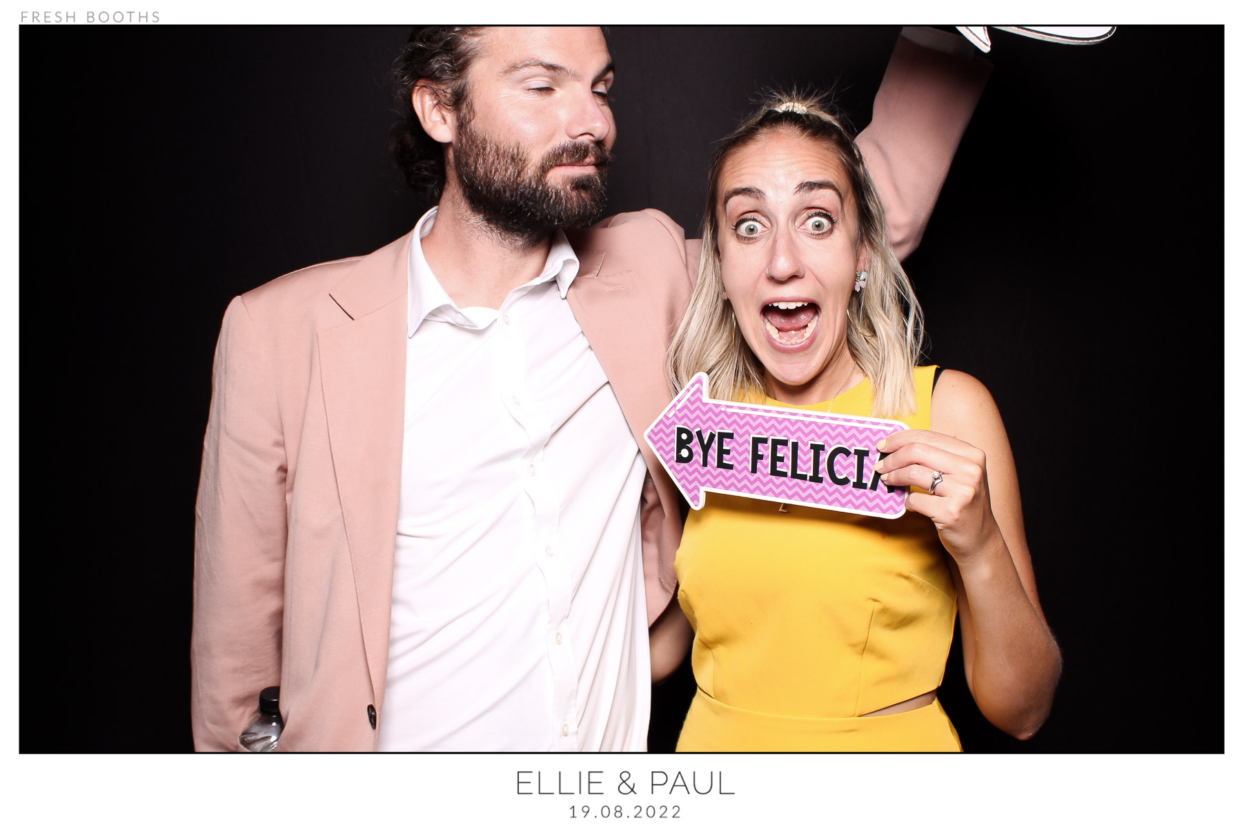Ellie & Paul - classic Open Booth | View more photos from the event at gallery.freshbooths.com/u/FreshBooths/Ellie-Paul-classic-Open-Booth