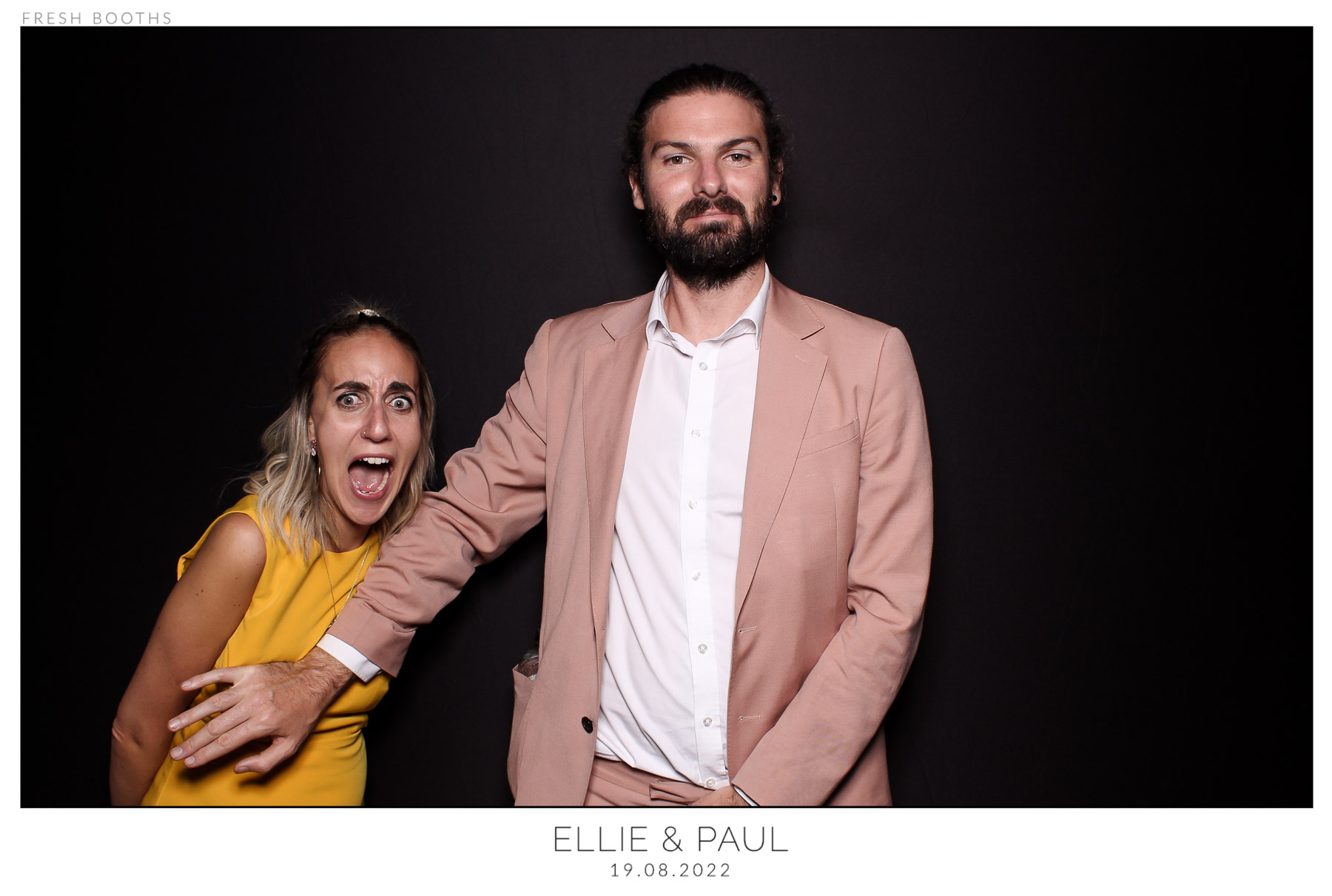 Ellie & Paul - classic Open Booth | View more photos from the event at gallery.freshbooths.com/u/FreshBooths/Ellie-Paul-classic-Open-Booth