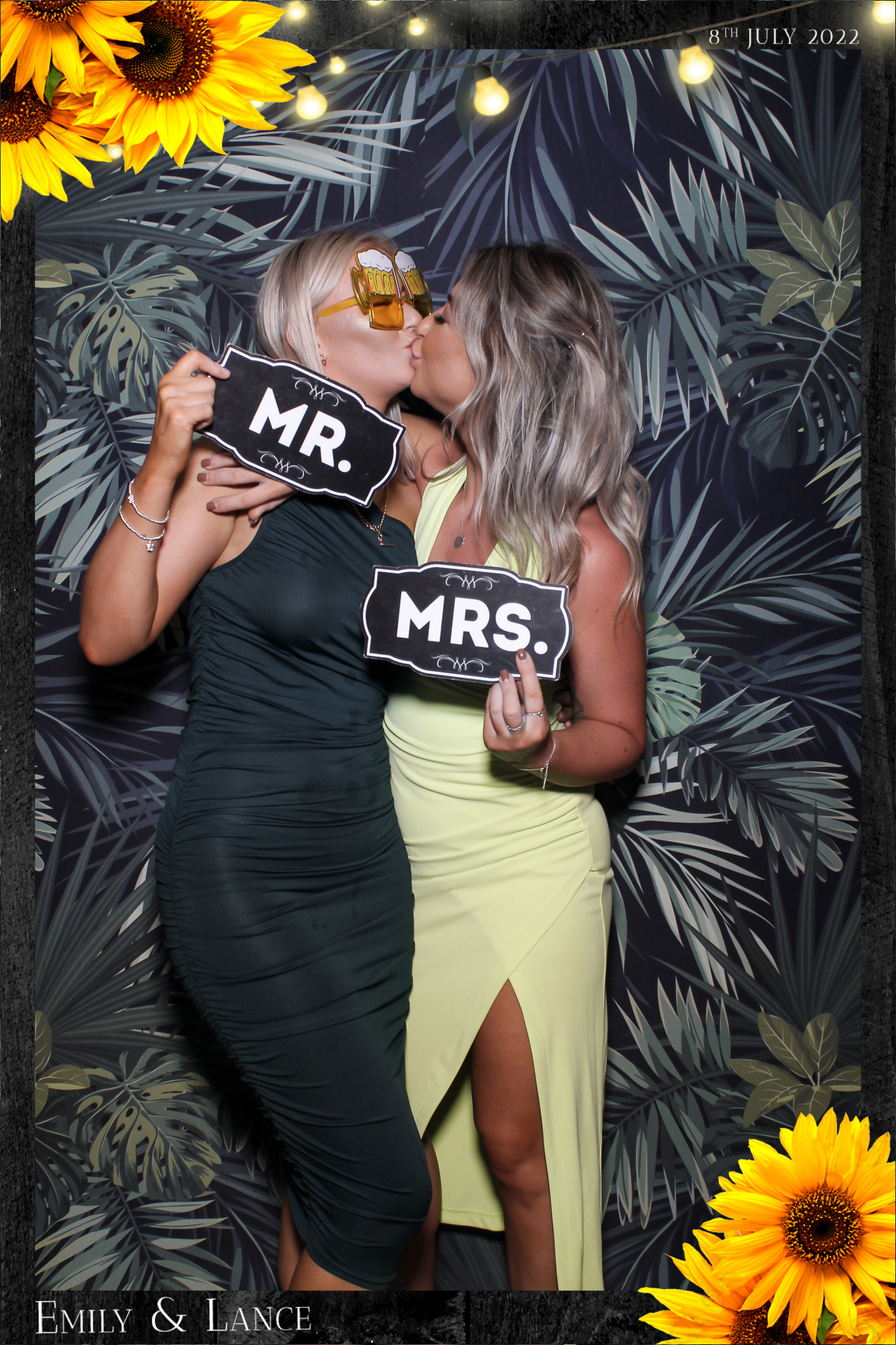 Emily & Lance Wedding - Selfie Mirror | View more photos from the event at gallery.freshbooths.com/u/FreshBooths/Emily-Lance-Wedding-Selfie-Mirror