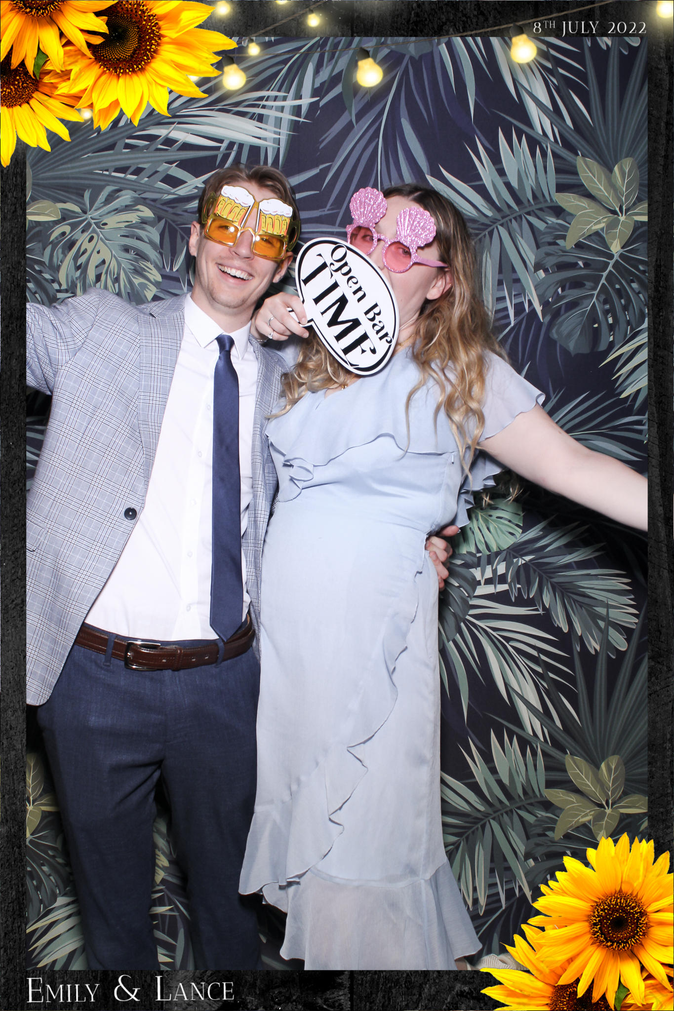 Emily & Lance Wedding - Selfie Mirror | View more photos from the event at gallery.freshbooths.com/u/FreshBooths/Emily-Lance-Wedding-Selfie-Mirror