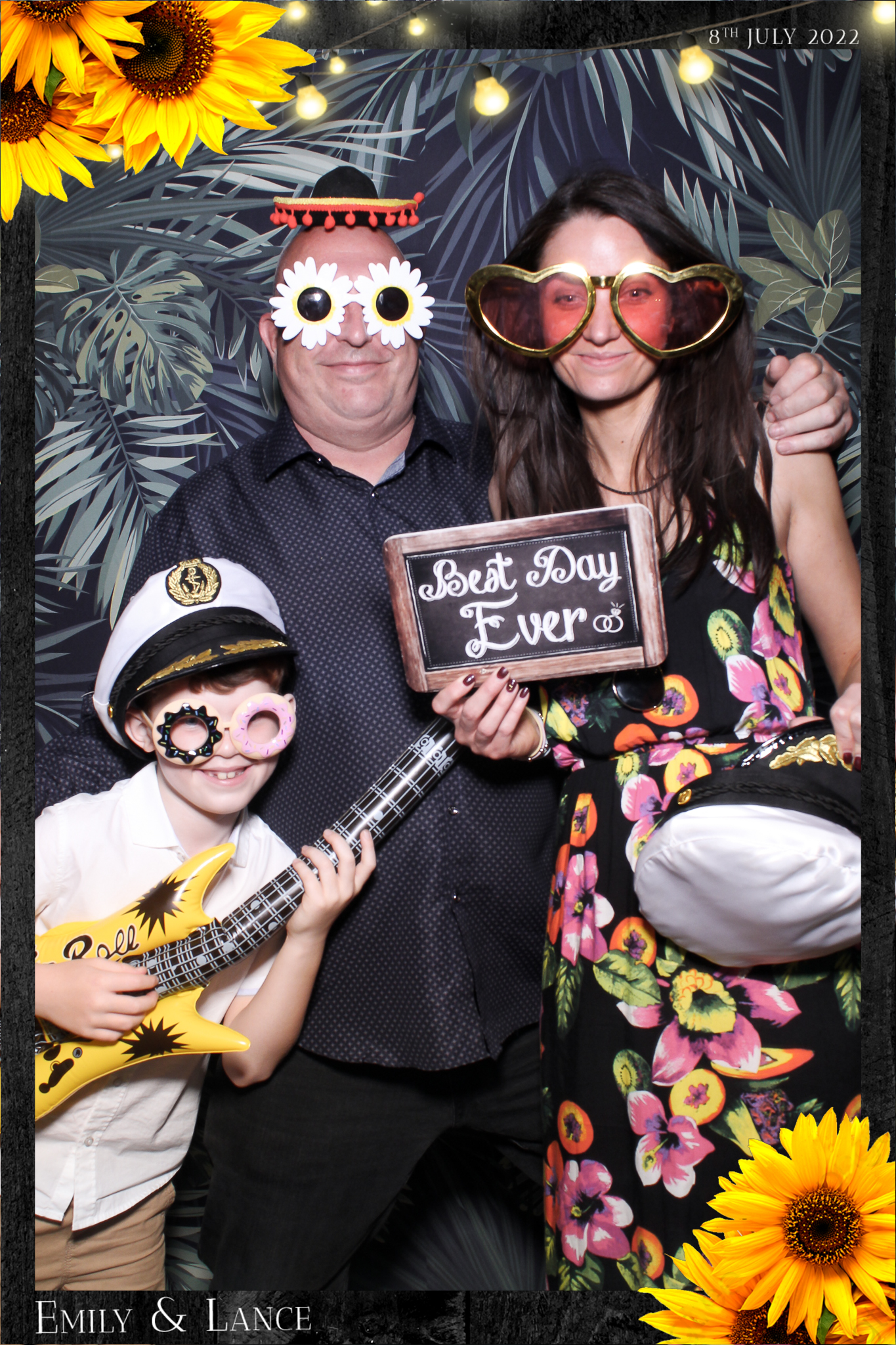 Emily & Lance Wedding - Selfie Mirror | View more photos from the event at gallery.freshbooths.com/u/FreshBooths/Emily-Lance-Wedding-Selfie-Mirror