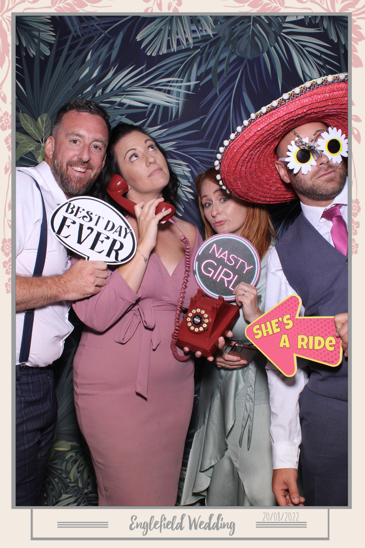 Englefield Wedding - Selfie Mirror | View more photos from the event at gallery.freshbooths.com/u/FreshBooths/Englefield-Wedding-Selfie-Mirror
