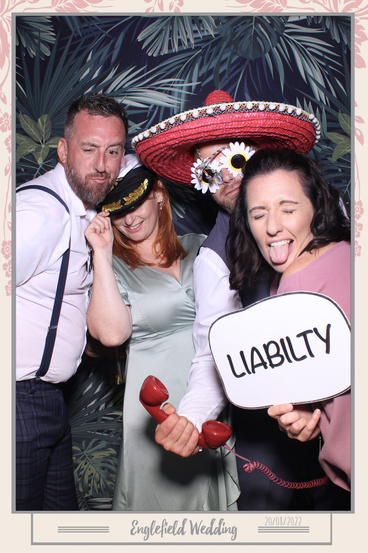 Englefield Wedding - Selfie Mirror | View more photos from the event at gallery.freshbooths.com/u/FreshBooths/Englefield-Wedding-Selfie-Mirror