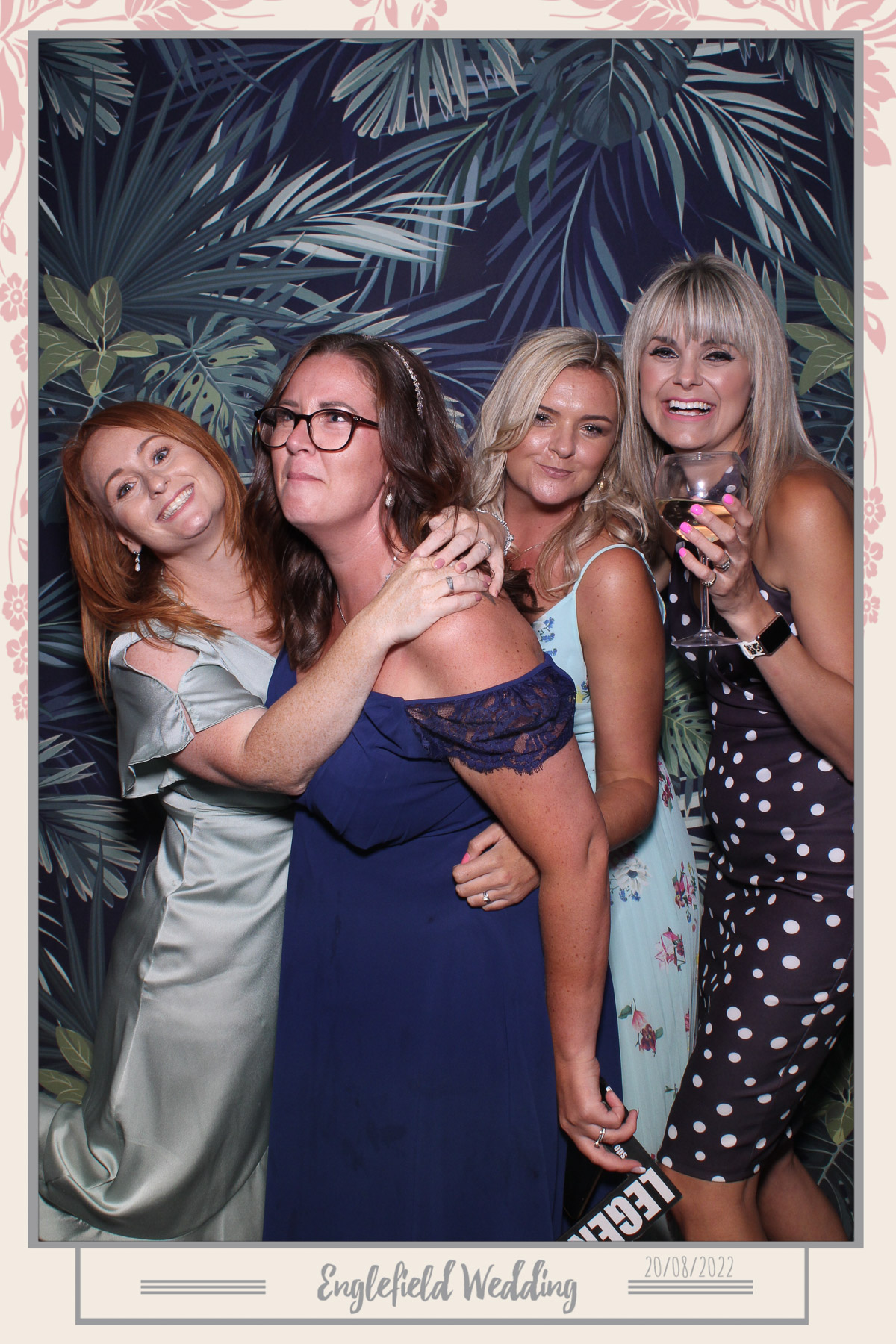 Englefield Wedding - Selfie Mirror | View more photos from the event at gallery.freshbooths.com/u/FreshBooths/Englefield-Wedding-Selfie-Mirror