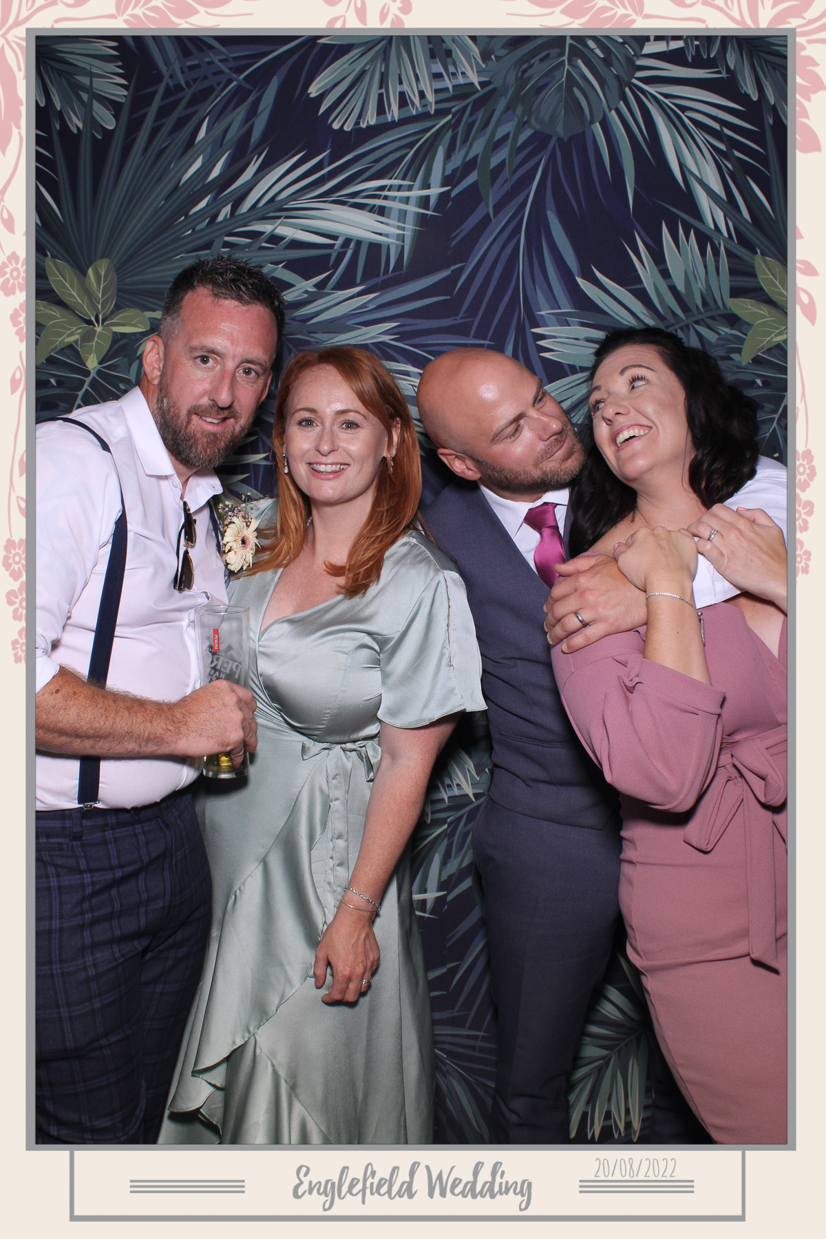 Englefield Wedding - Selfie Mirror | View more photos from the event at gallery.freshbooths.com/u/FreshBooths/Englefield-Wedding-Selfie-Mirror