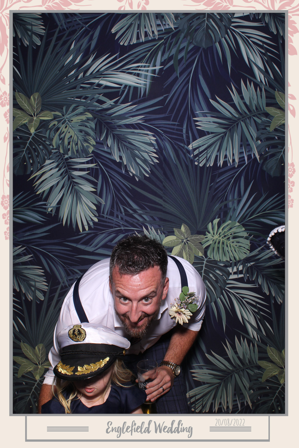 Englefield Wedding - Selfie Mirror | View more photos from the event at gallery.freshbooths.com/u/FreshBooths/Englefield-Wedding-Selfie-Mirror