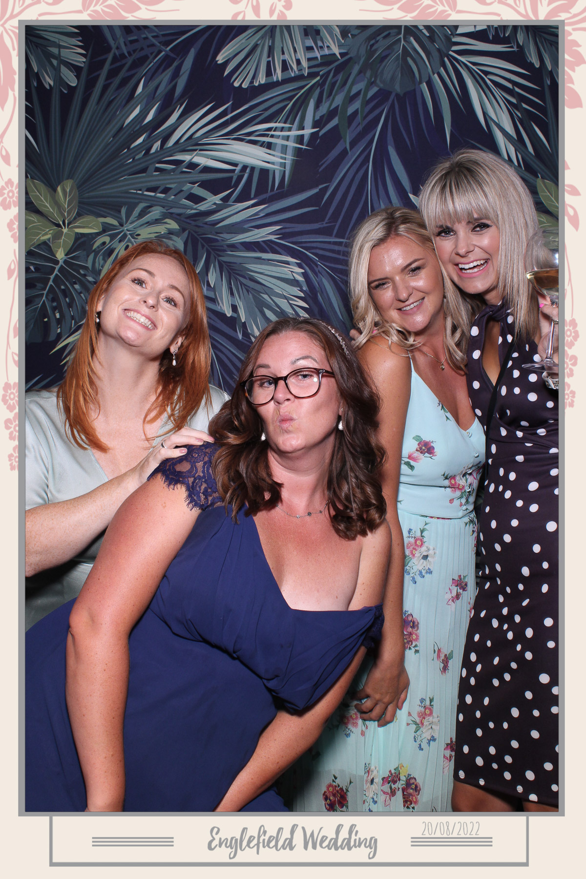 Englefield Wedding - Selfie Mirror | View more photos from the event at gallery.freshbooths.com/u/FreshBooths/Englefield-Wedding-Selfie-Mirror