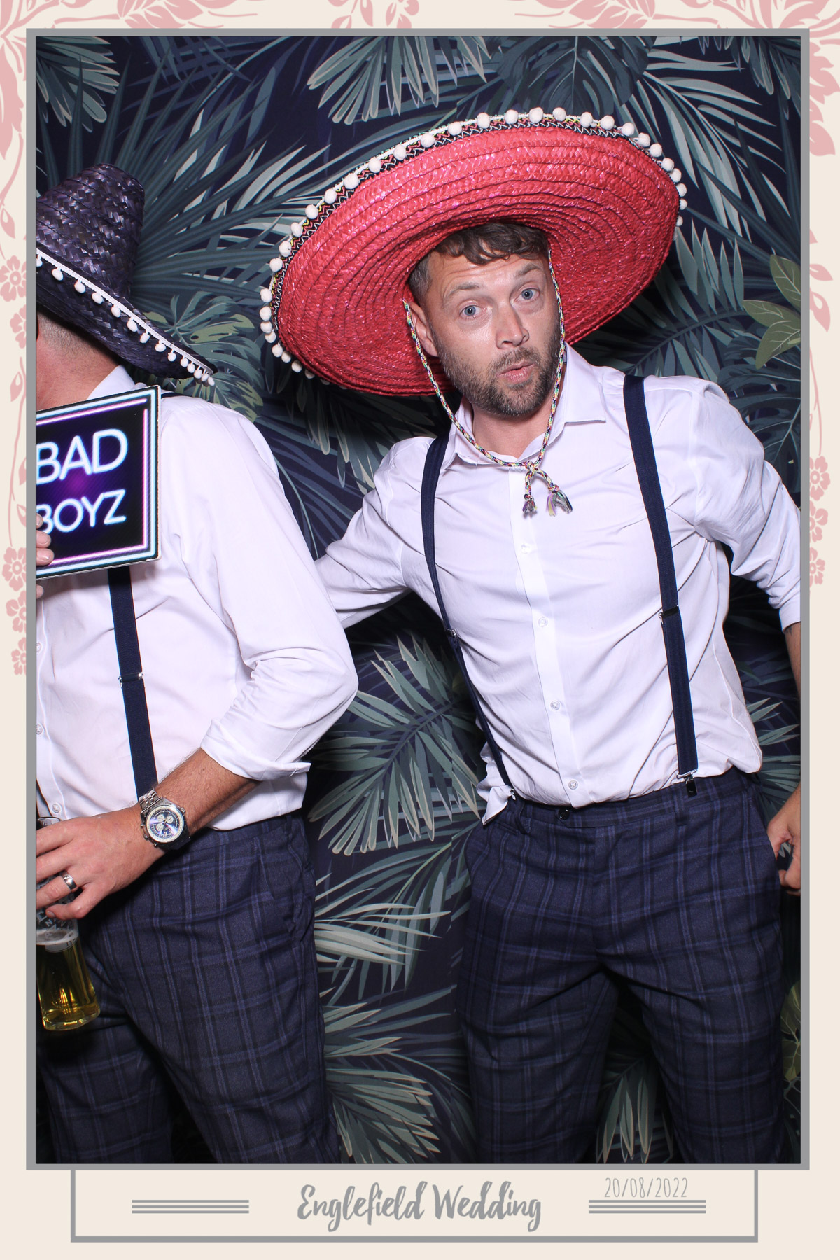Englefield Wedding - Selfie Mirror | View more photos from the event at gallery.freshbooths.com/u/FreshBooths/Englefield-Wedding-Selfie-Mirror