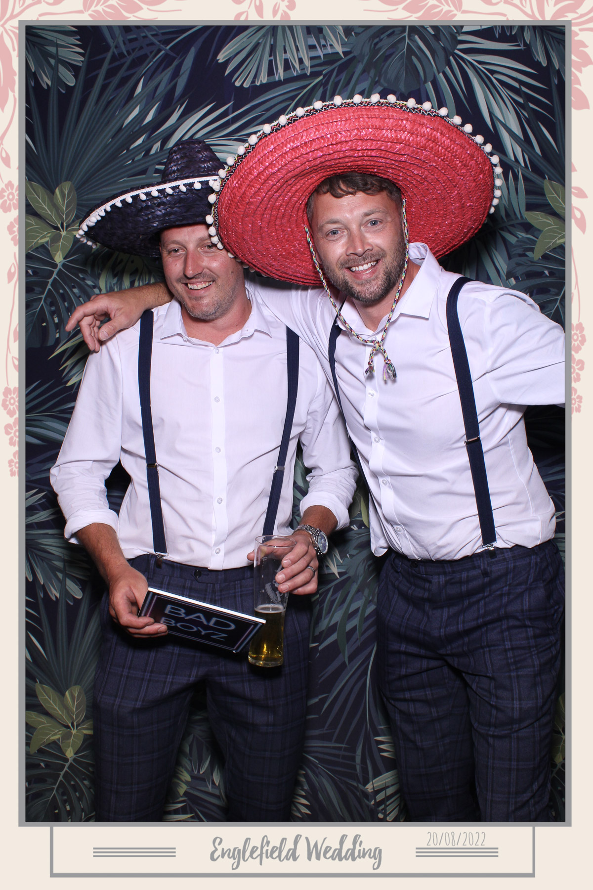 Englefield Wedding - Selfie Mirror | View more photos from the event at gallery.freshbooths.com/u/FreshBooths/Englefield-Wedding-Selfie-Mirror