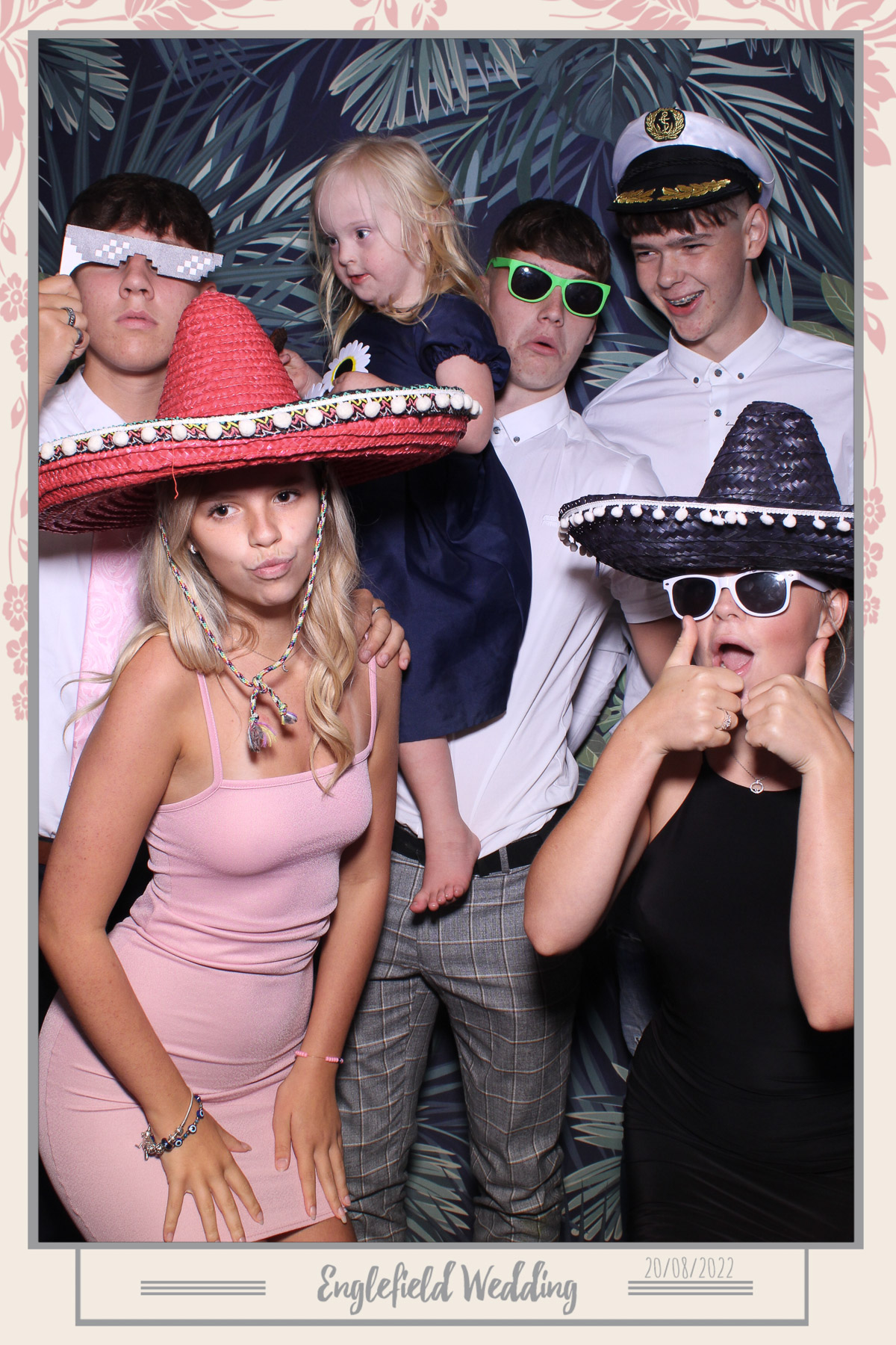 Englefield Wedding - Selfie Mirror | View more photos from the event at gallery.freshbooths.com/u/FreshBooths/Englefield-Wedding-Selfie-Mirror