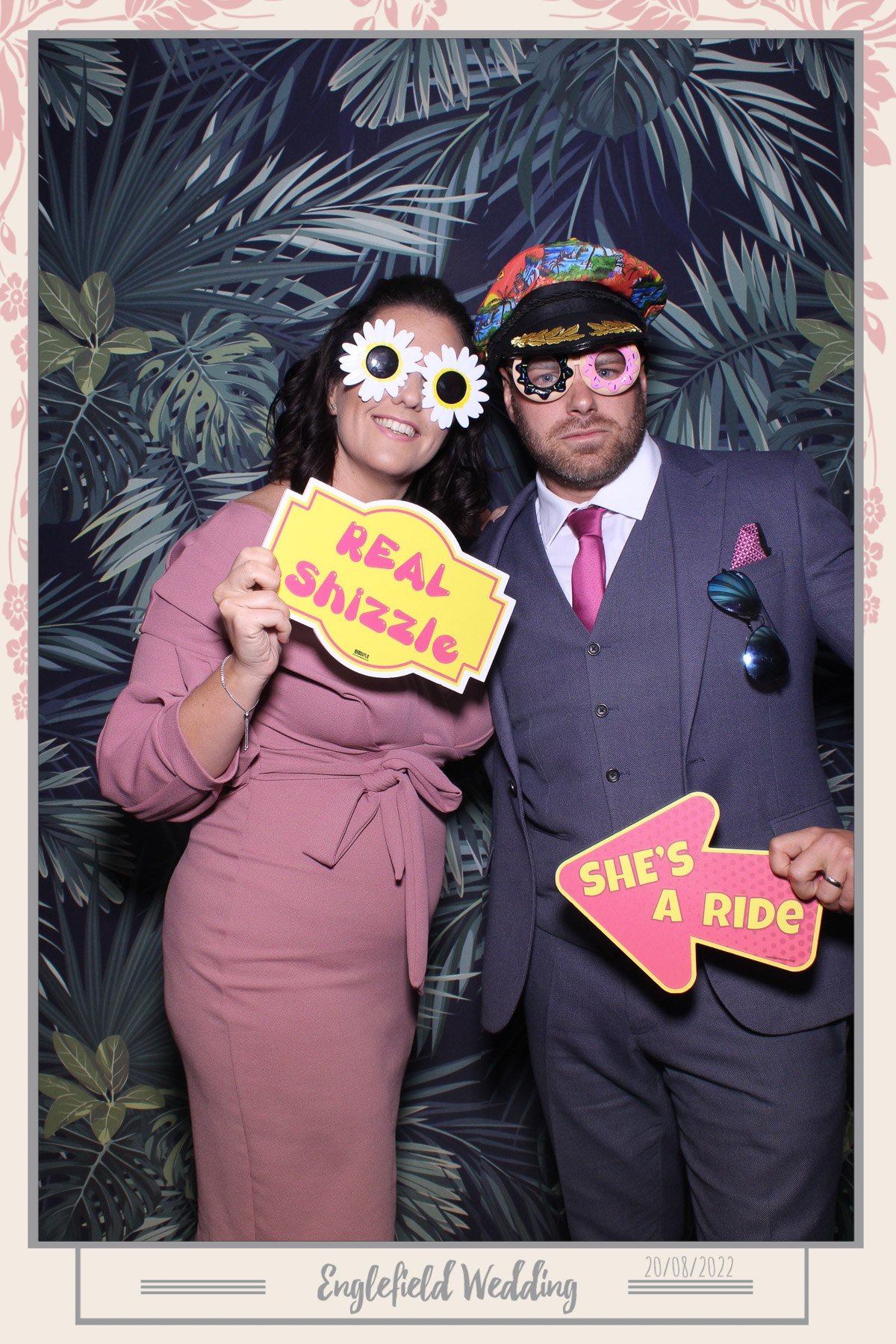 Englefield Wedding - Selfie Mirror | View more photos from the event at gallery.freshbooths.com/u/FreshBooths/Englefield-Wedding-Selfie-Mirror