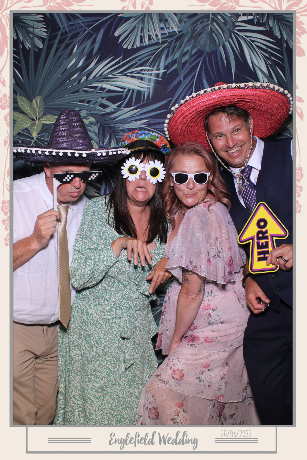 Englefield Wedding - Selfie Mirror | View more photos from the event at gallery.freshbooths.com/u/FreshBooths/Englefield-Wedding-Selfie-Mirror