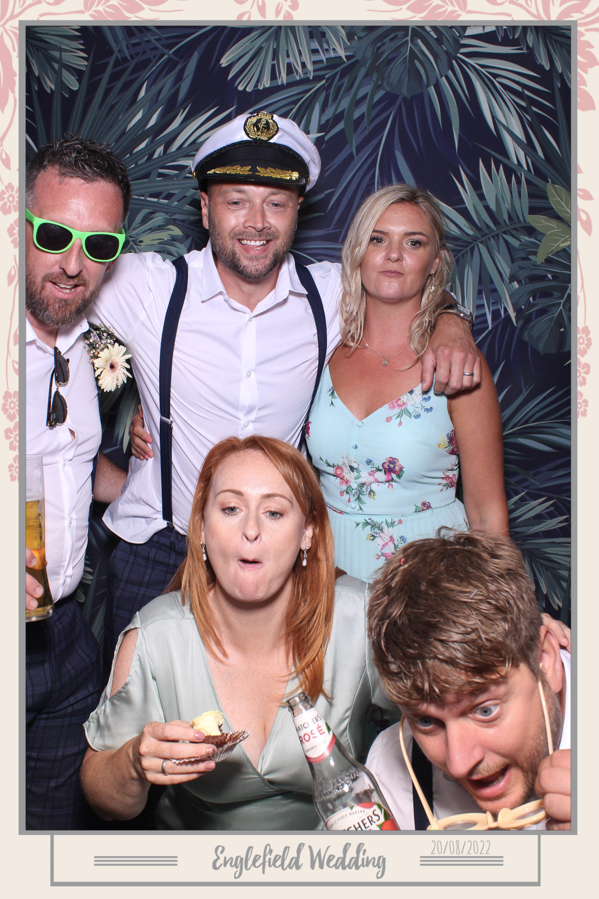Englefield Wedding - Selfie Mirror | View more photos from the event at gallery.freshbooths.com/u/FreshBooths/Englefield-Wedding-Selfie-Mirror