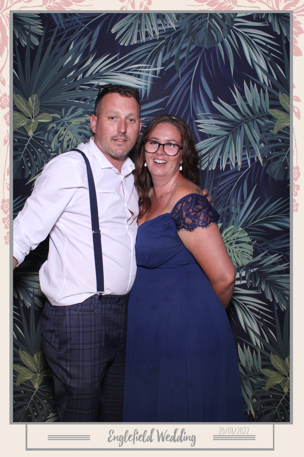 Englefield Wedding - Selfie Mirror | View more photos from the event at gallery.freshbooths.com/u/FreshBooths/Englefield-Wedding-Selfie-Mirror