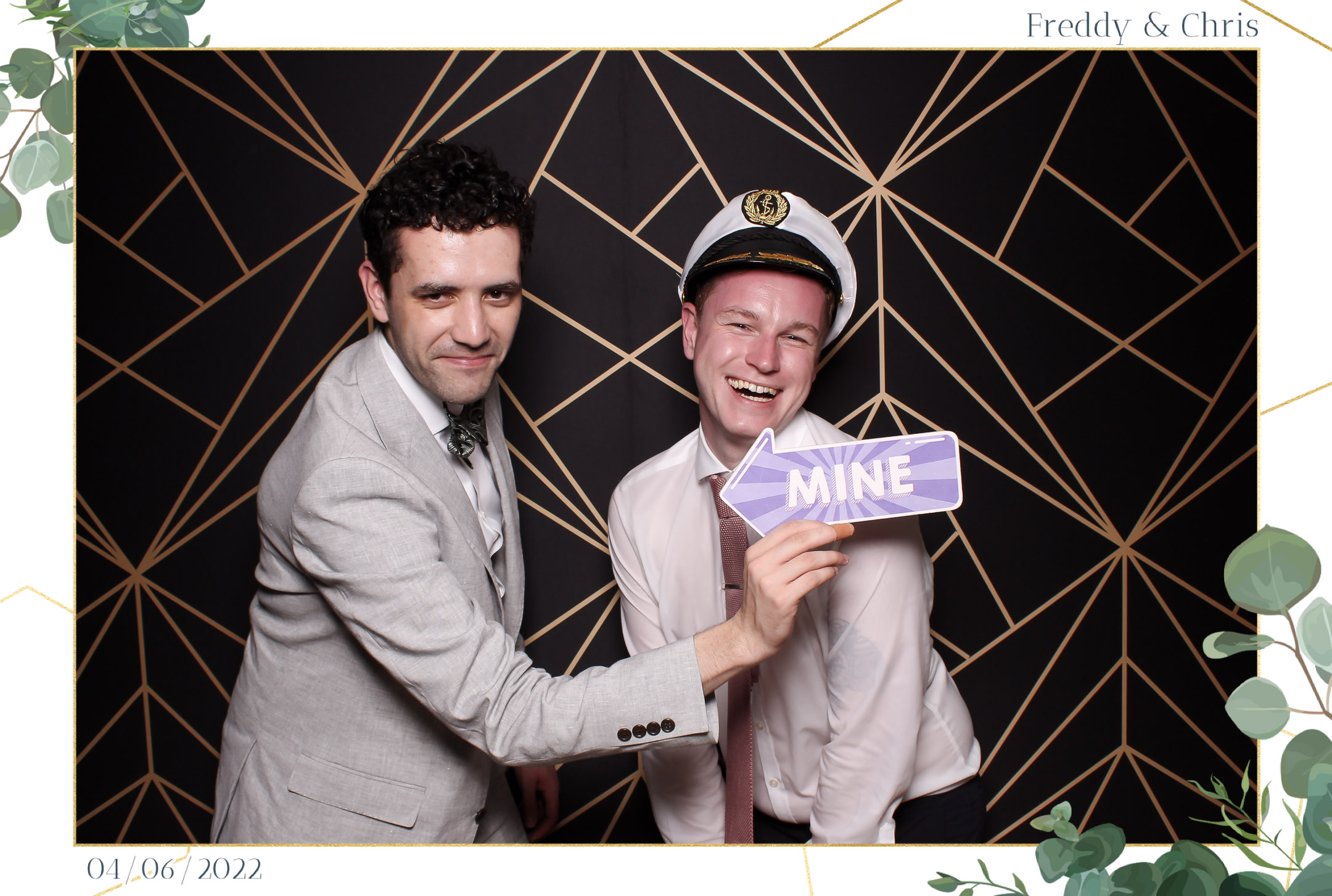 Freddy & Chris - Classic Open Booth | View more photos from the event at gallery.freshbooths.com/u/FreshBooths/Freddy-Chris-Classic-Open-Booth