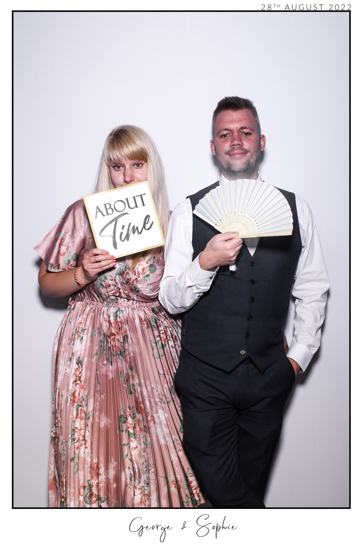 George & Sophie - Selfie Mirror | View more photos from the event at gallery.freshbooths.com/u/FreshBooths/George-Sophie-Selfie-Mirror