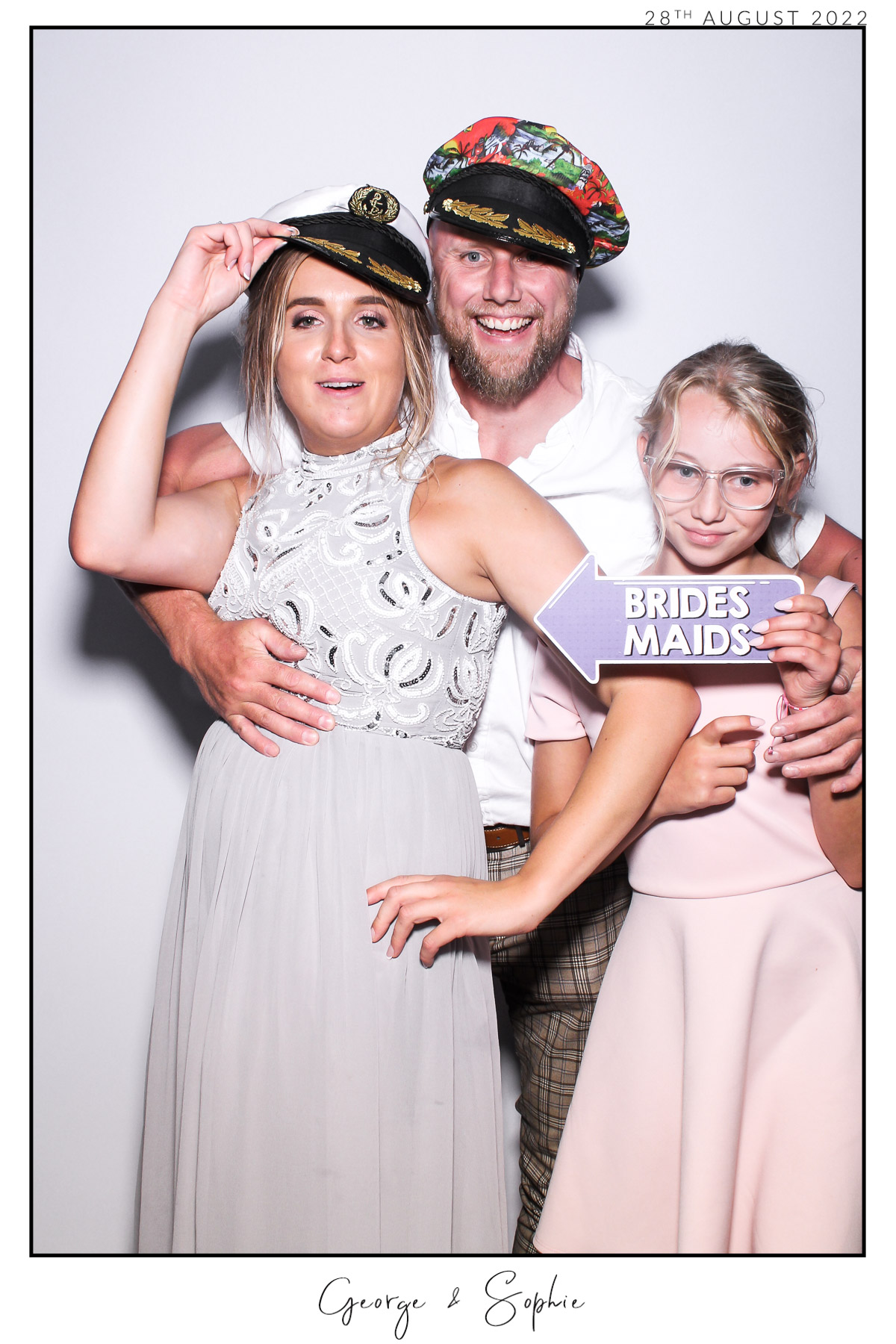 George & Sophie - Selfie Mirror | View more photos from the event at gallery.freshbooths.com/u/FreshBooths/George-Sophie-Selfie-Mirror