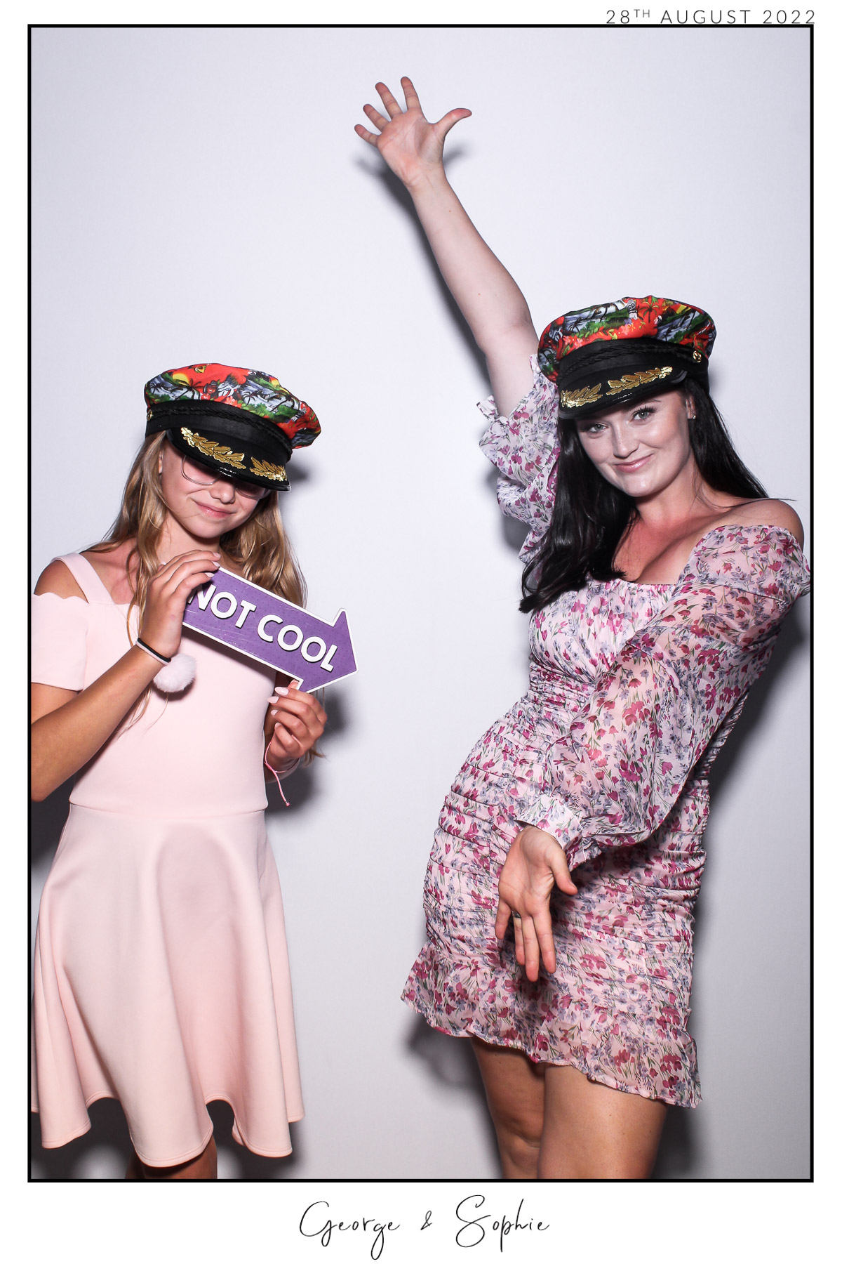 George & Sophie - Selfie Mirror | View more photos from the event at gallery.freshbooths.com/u/FreshBooths/George-Sophie-Selfie-Mirror