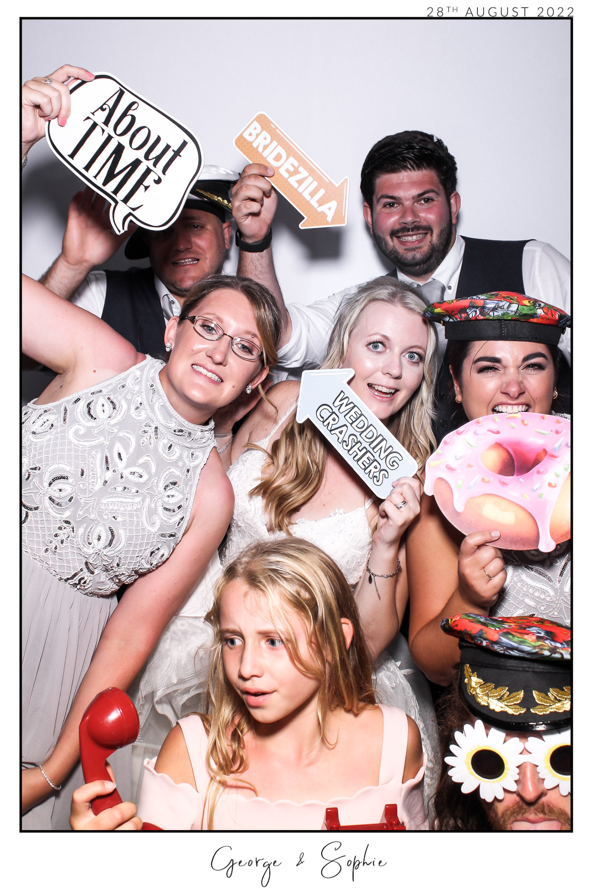 George & Sophie - Selfie Mirror | View more photos from the event at gallery.freshbooths.com/u/FreshBooths/George-Sophie-Selfie-Mirror