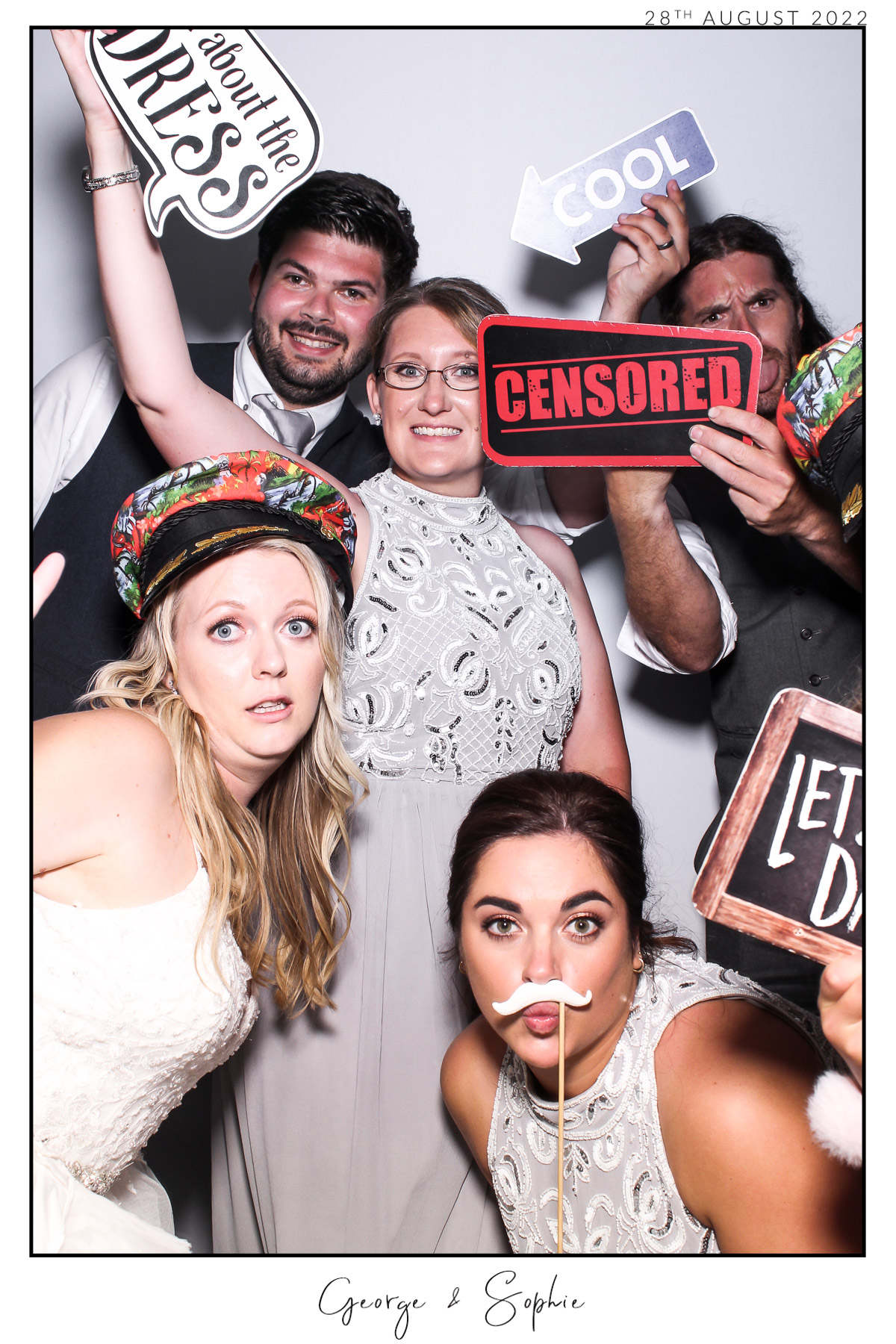 George & Sophie - Selfie Mirror | View more photos from the event at gallery.freshbooths.com/u/FreshBooths/George-Sophie-Selfie-Mirror