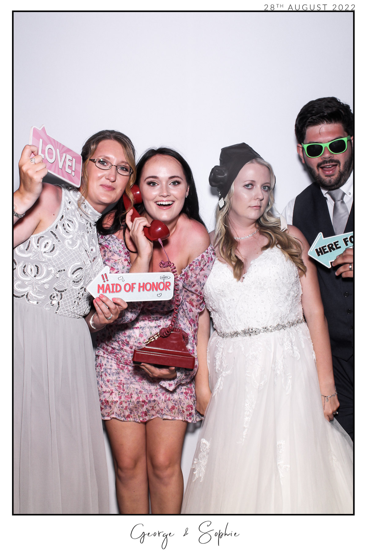 George & Sophie - Selfie Mirror | View more photos from the event at gallery.freshbooths.com/u/FreshBooths/George-Sophie-Selfie-Mirror
