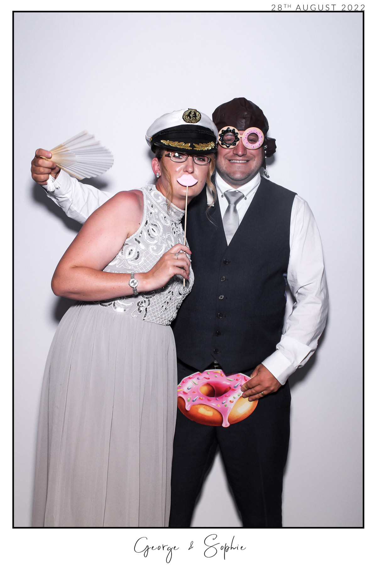 George & Sophie - Selfie Mirror | View more photos from the event at gallery.freshbooths.com/u/FreshBooths/George-Sophie-Selfie-Mirror