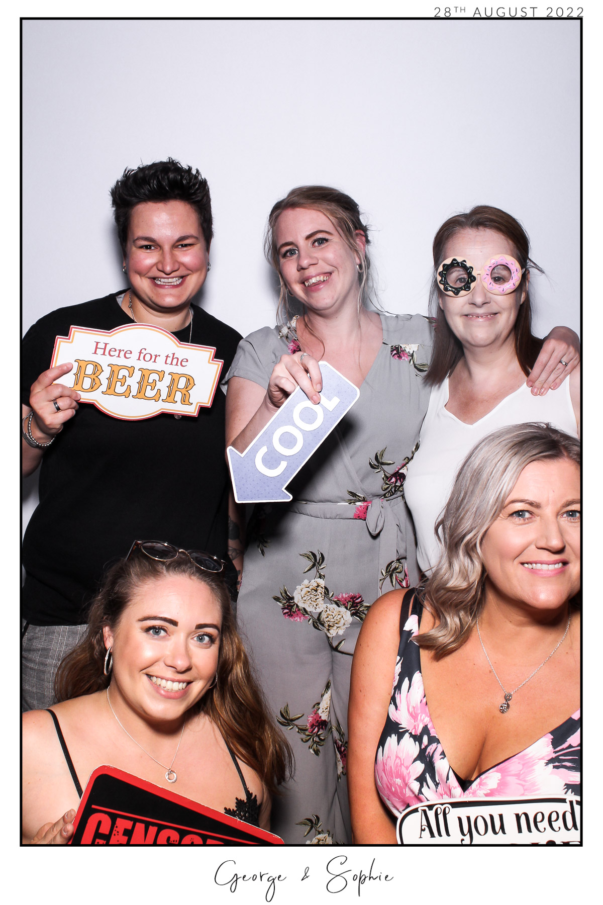 George & Sophie - Selfie Mirror | View more photos from the event at gallery.freshbooths.com/u/FreshBooths/George-Sophie-Selfie-Mirror