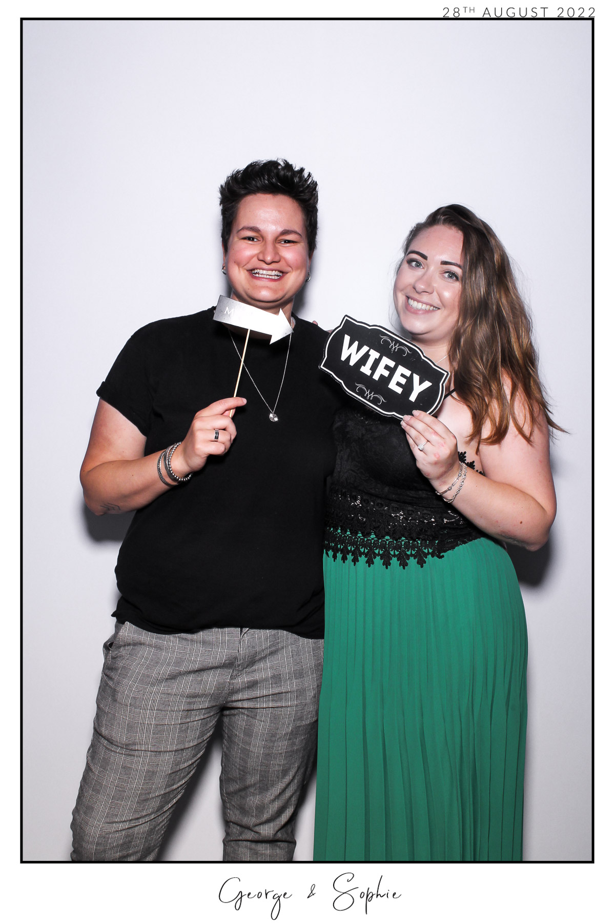 George & Sophie - Selfie Mirror | View more photos from the event at gallery.freshbooths.com/u/FreshBooths/George-Sophie-Selfie-Mirror