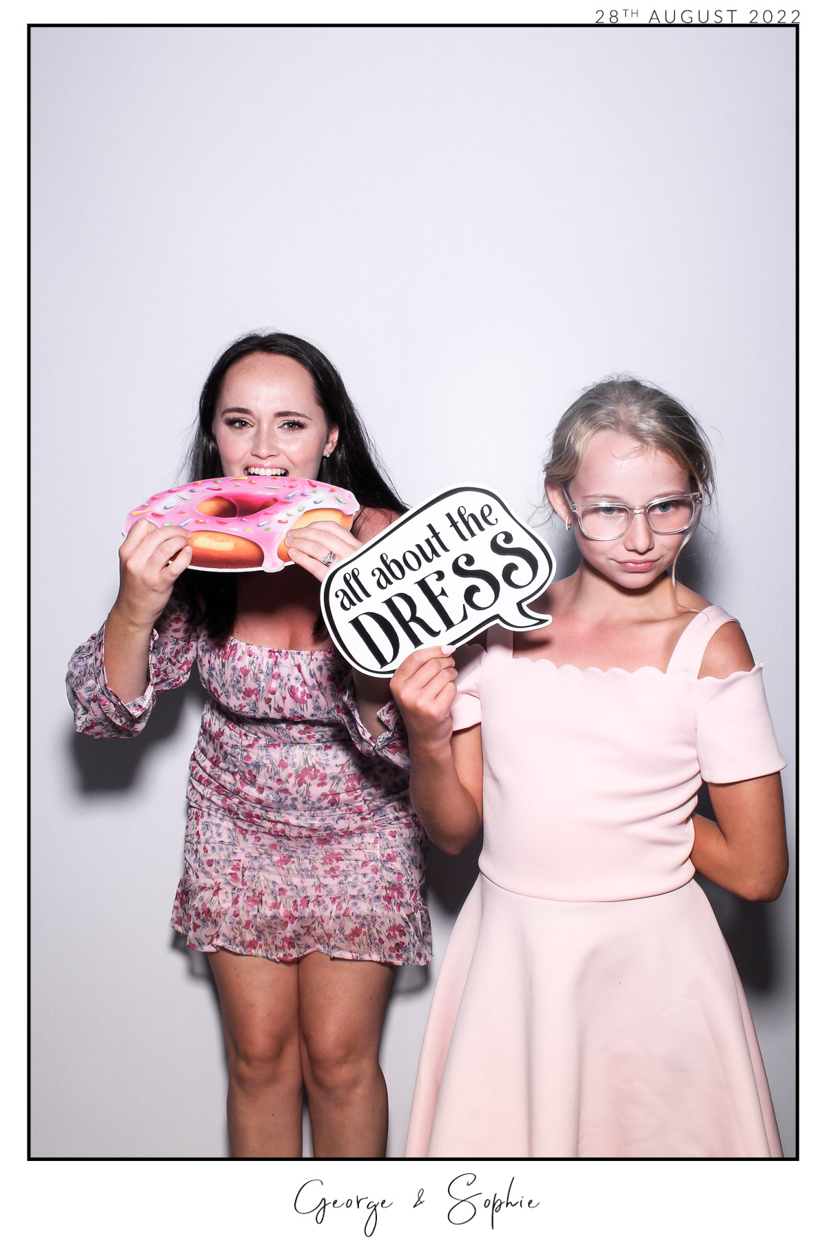 George & Sophie - Selfie Mirror | View more photos from the event at gallery.freshbooths.com/u/FreshBooths/George-Sophie-Selfie-Mirror
