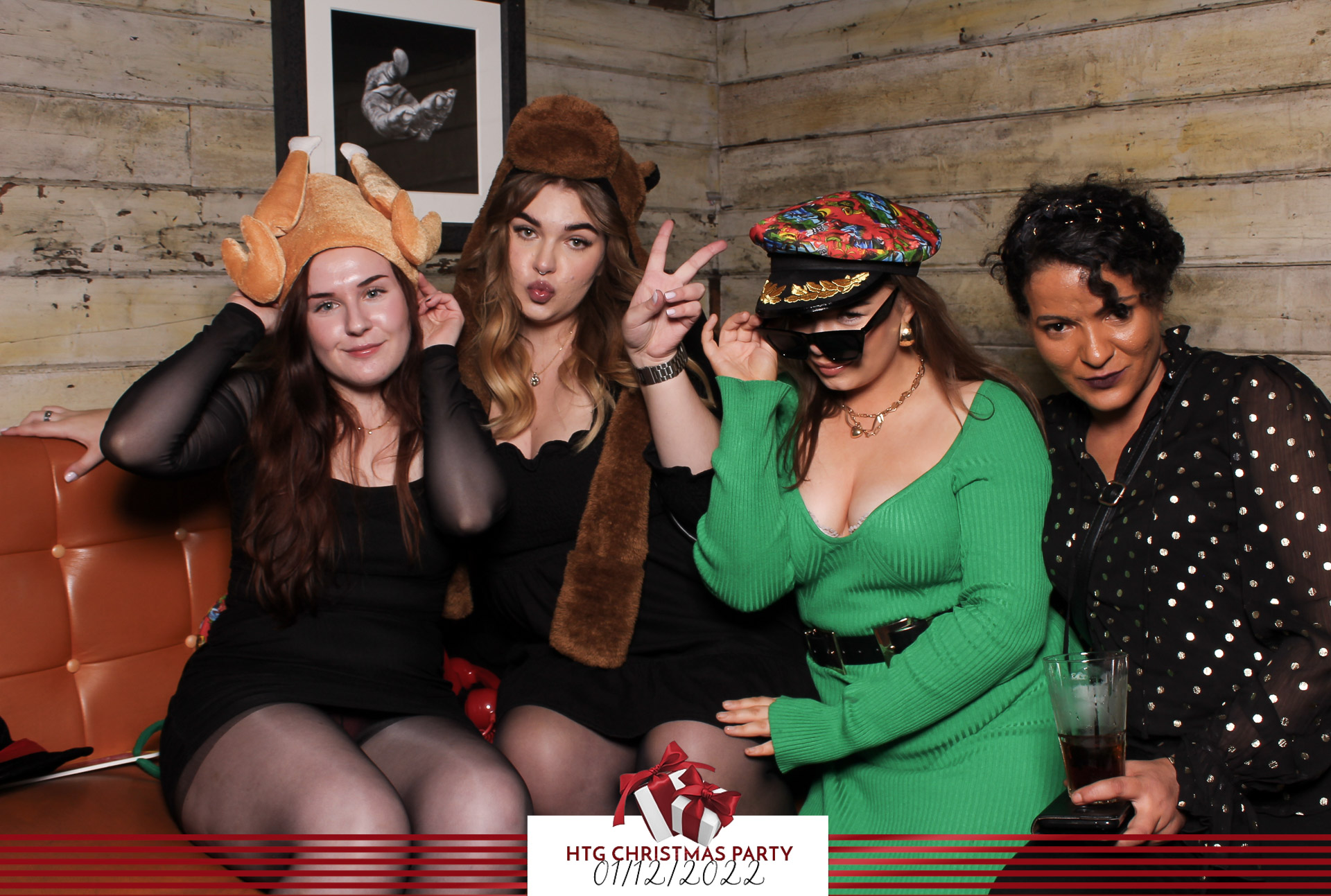 HTG Christmas Party - Classic Open Booth | View more photos from the event at gallery.freshbooths.com/u/FreshBooths/HTG-Christmas-Party-Classic-Open-Booth